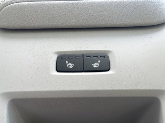 2024 Volvo XC60 Recharge Plug-In Hybrid Ultimate Dark Theme in Hoover, AL - Royal Automotive