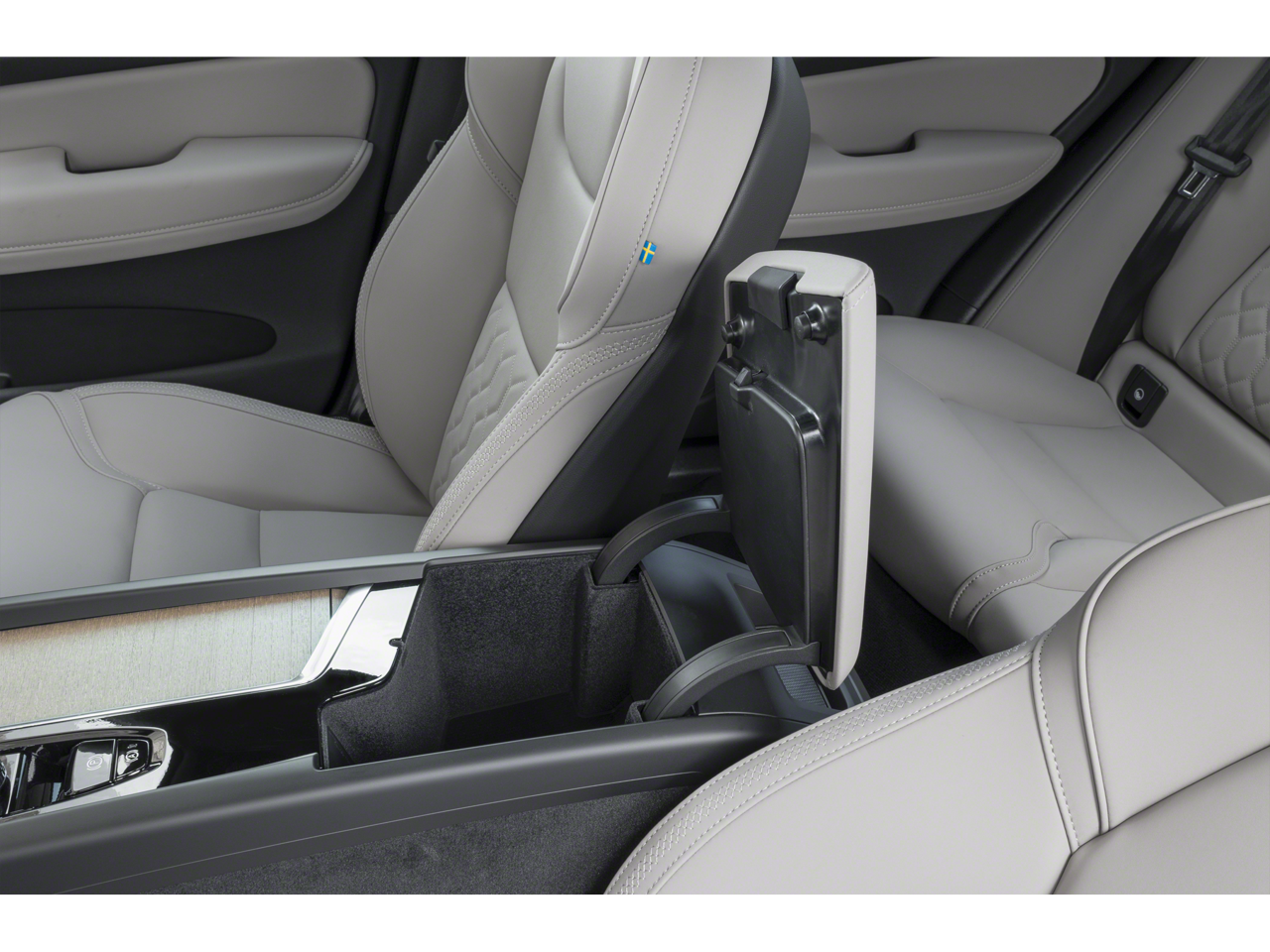 2026 Volvo XC60 Plus