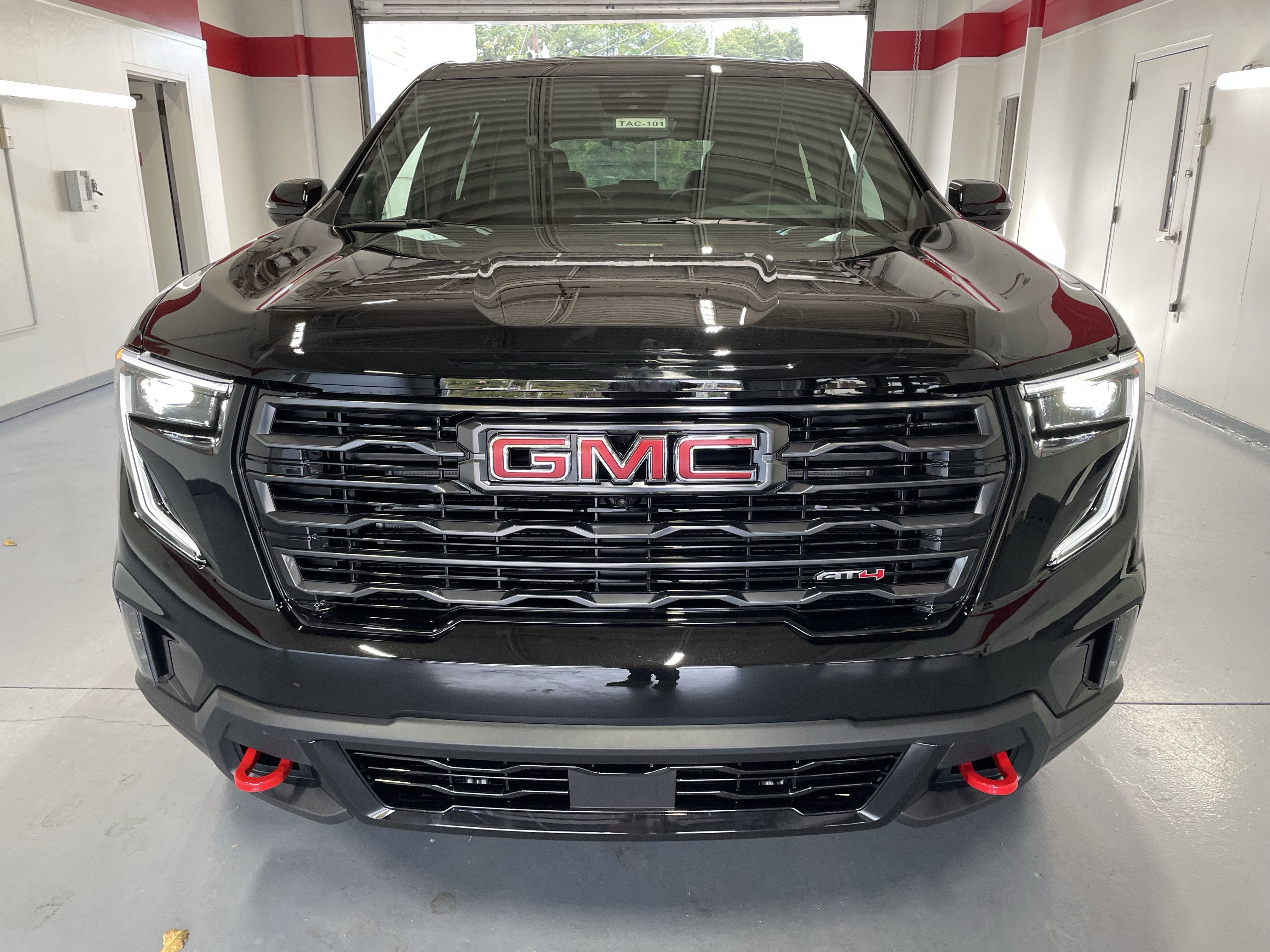 2027 GMC Acadia AT4