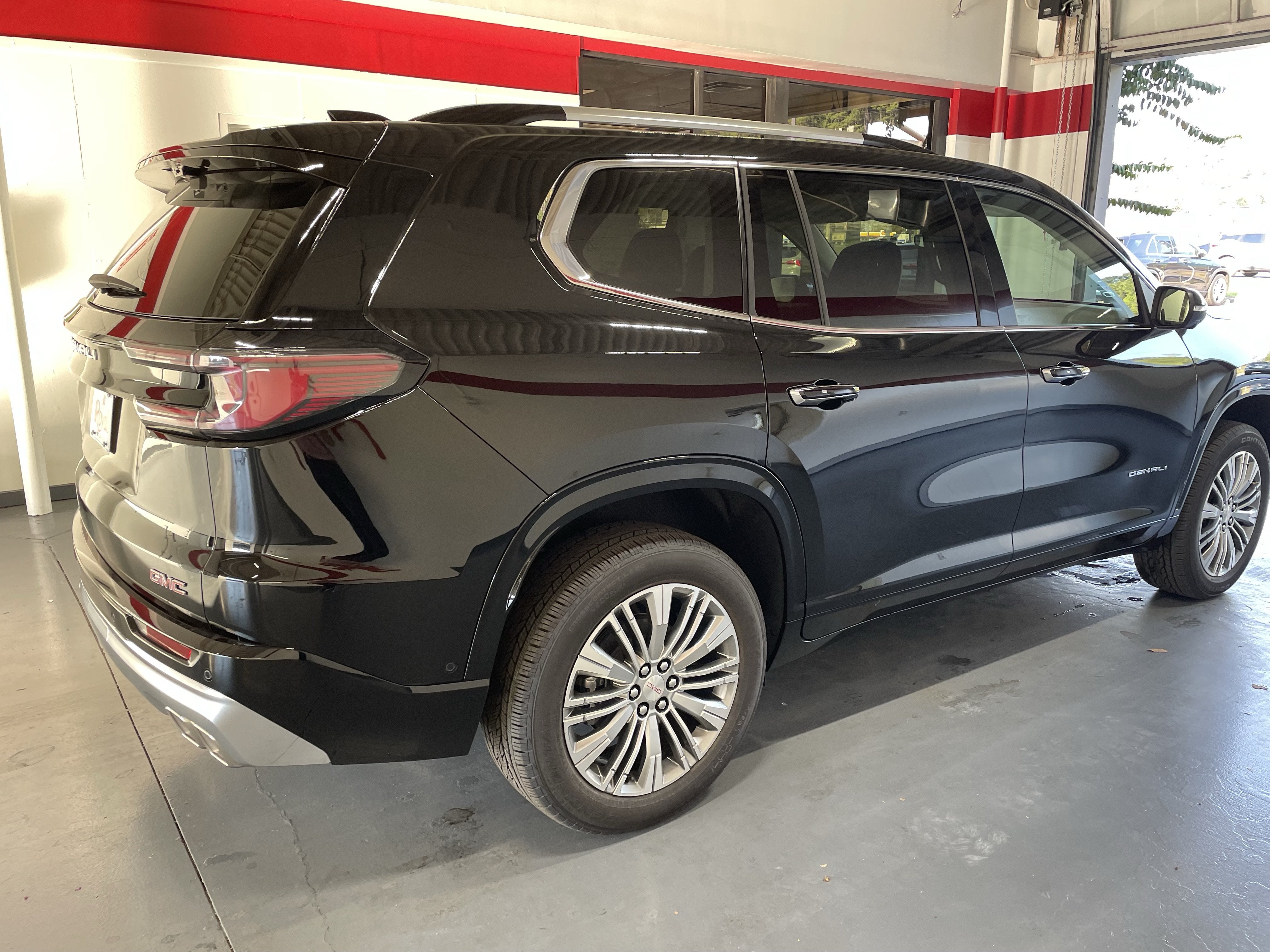 2027 GMC Acadia Denali