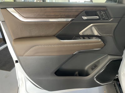 2027 GMC Acadia Denali Ultimate