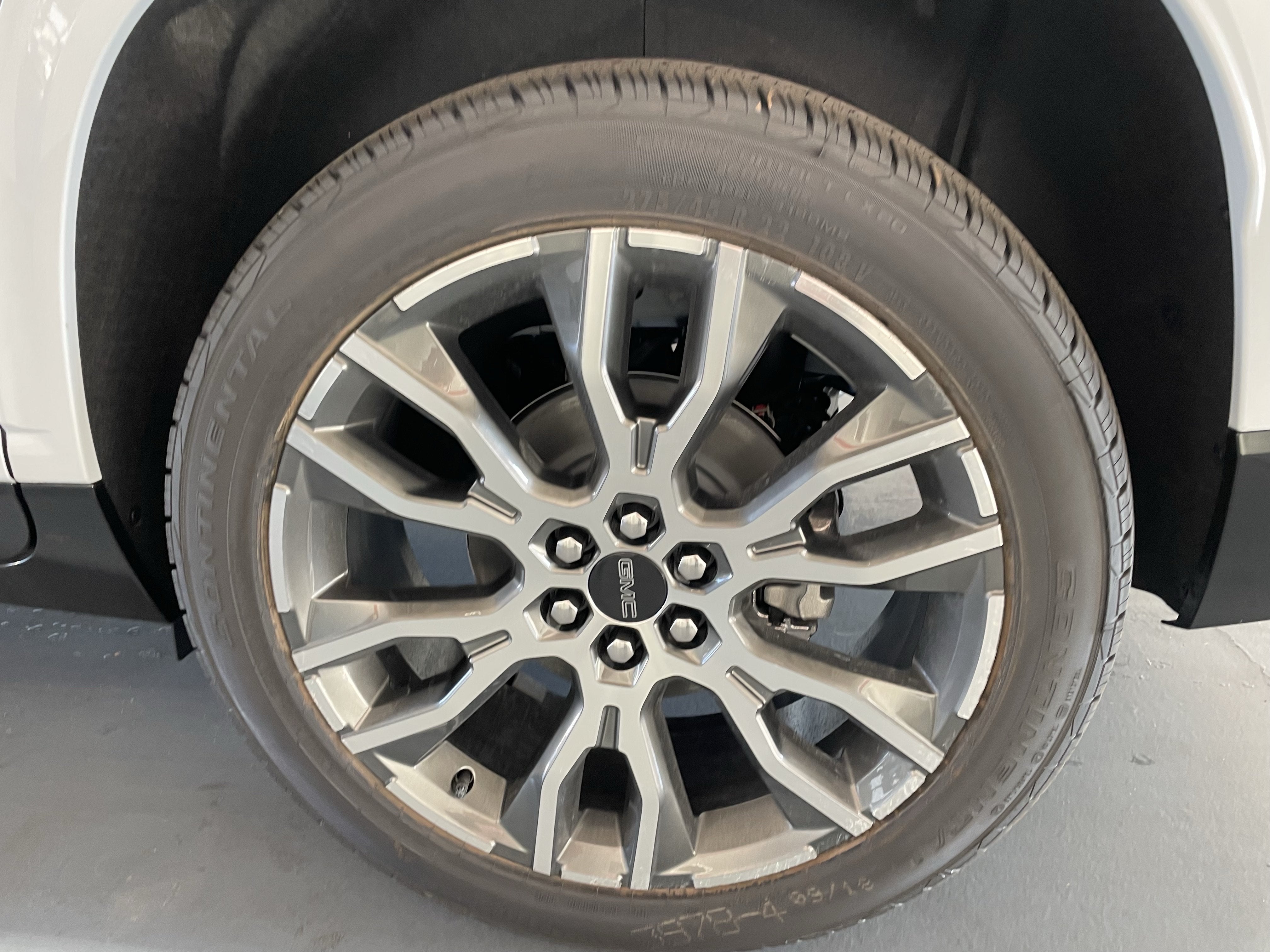 2027 GMC Acadia Denali Ultimate