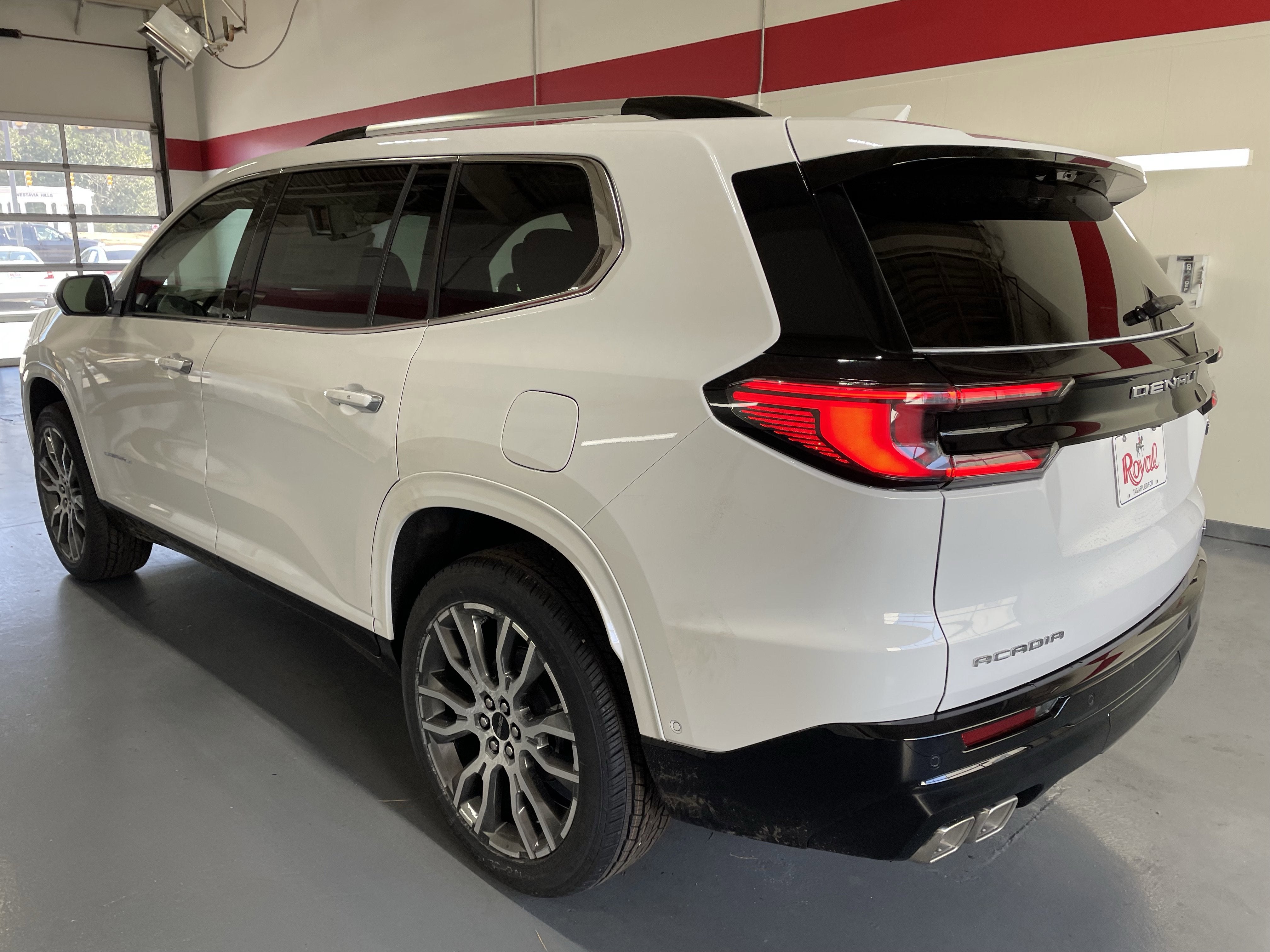 2026 GMC Acadia Denali Ultimate