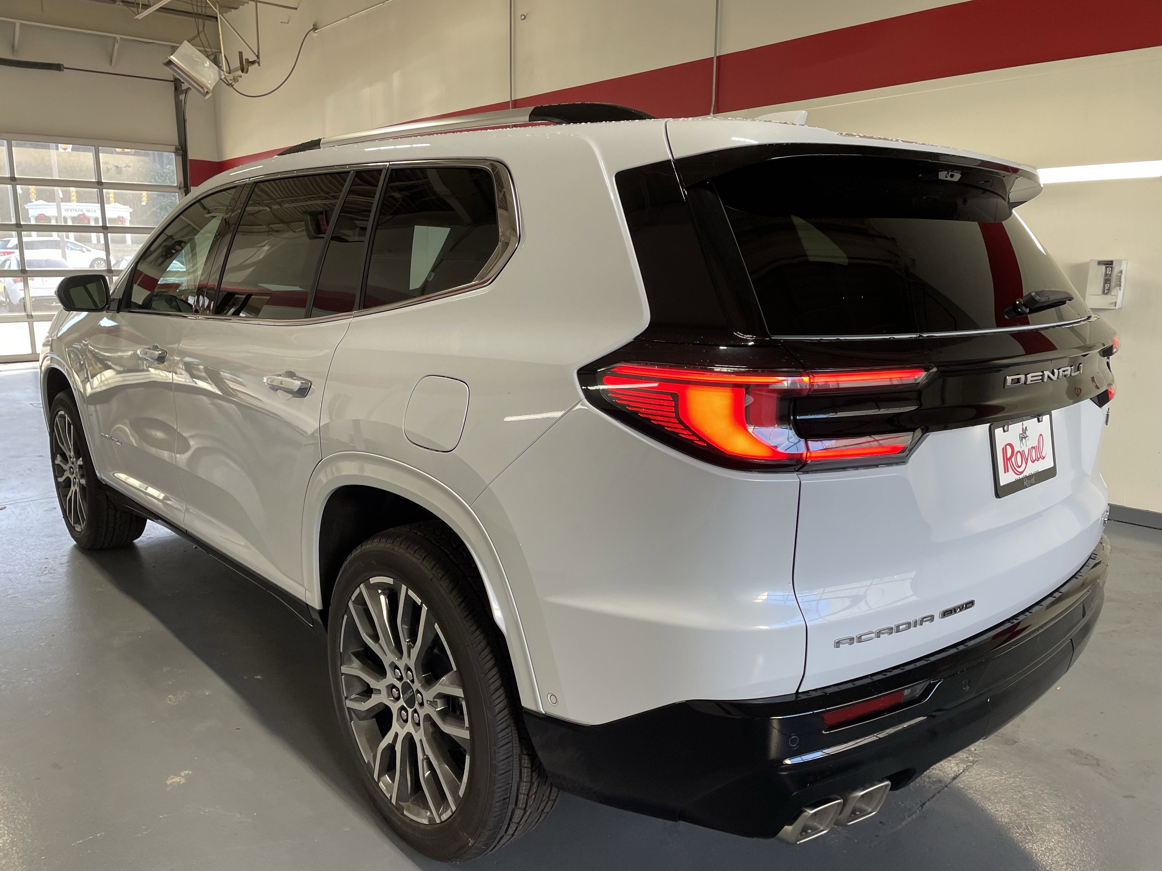 2026 GMC Acadia Denali Ultimate