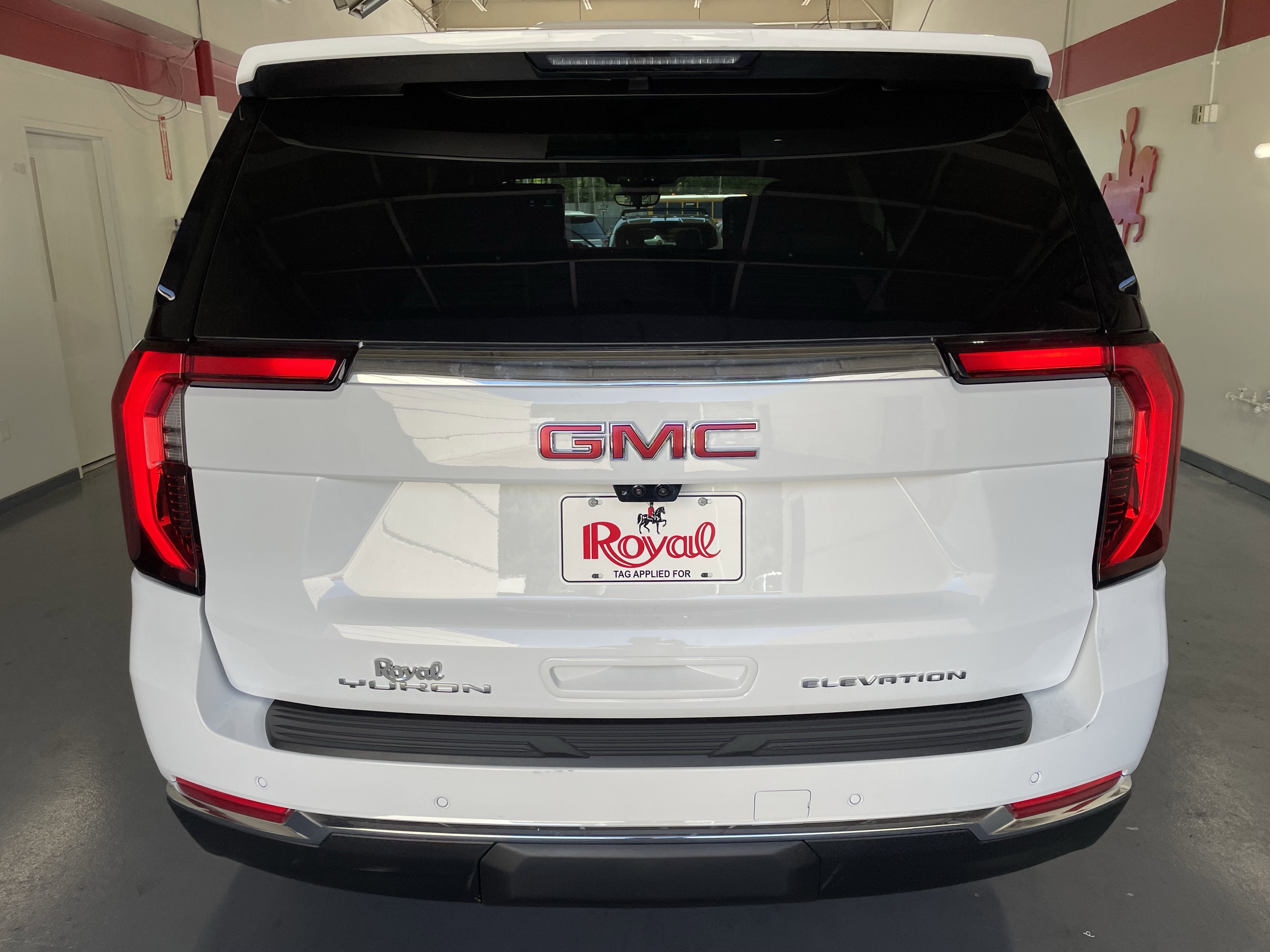2026 GMC Yukon Elevation