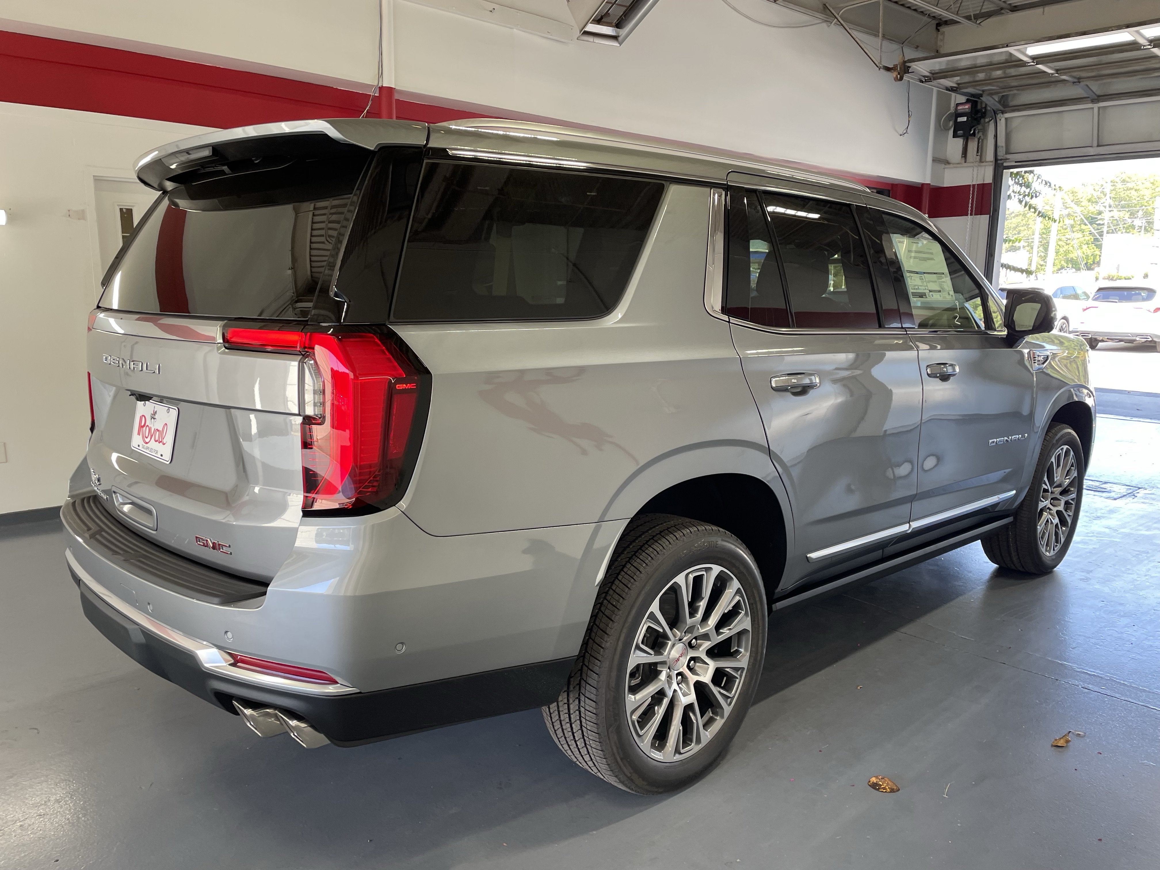 2027 GMC Yukon Denali