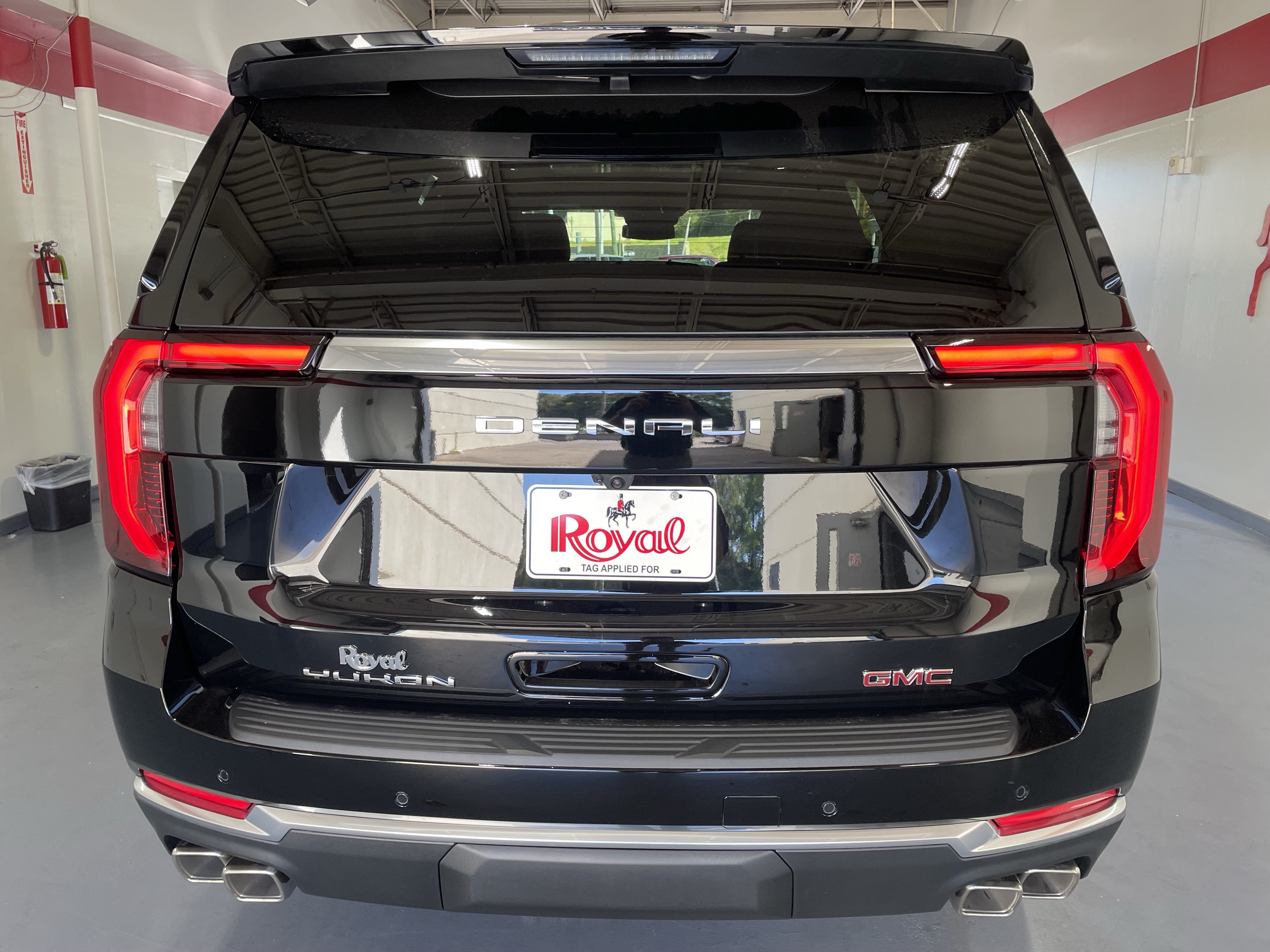 2027 GMC Yukon Denali