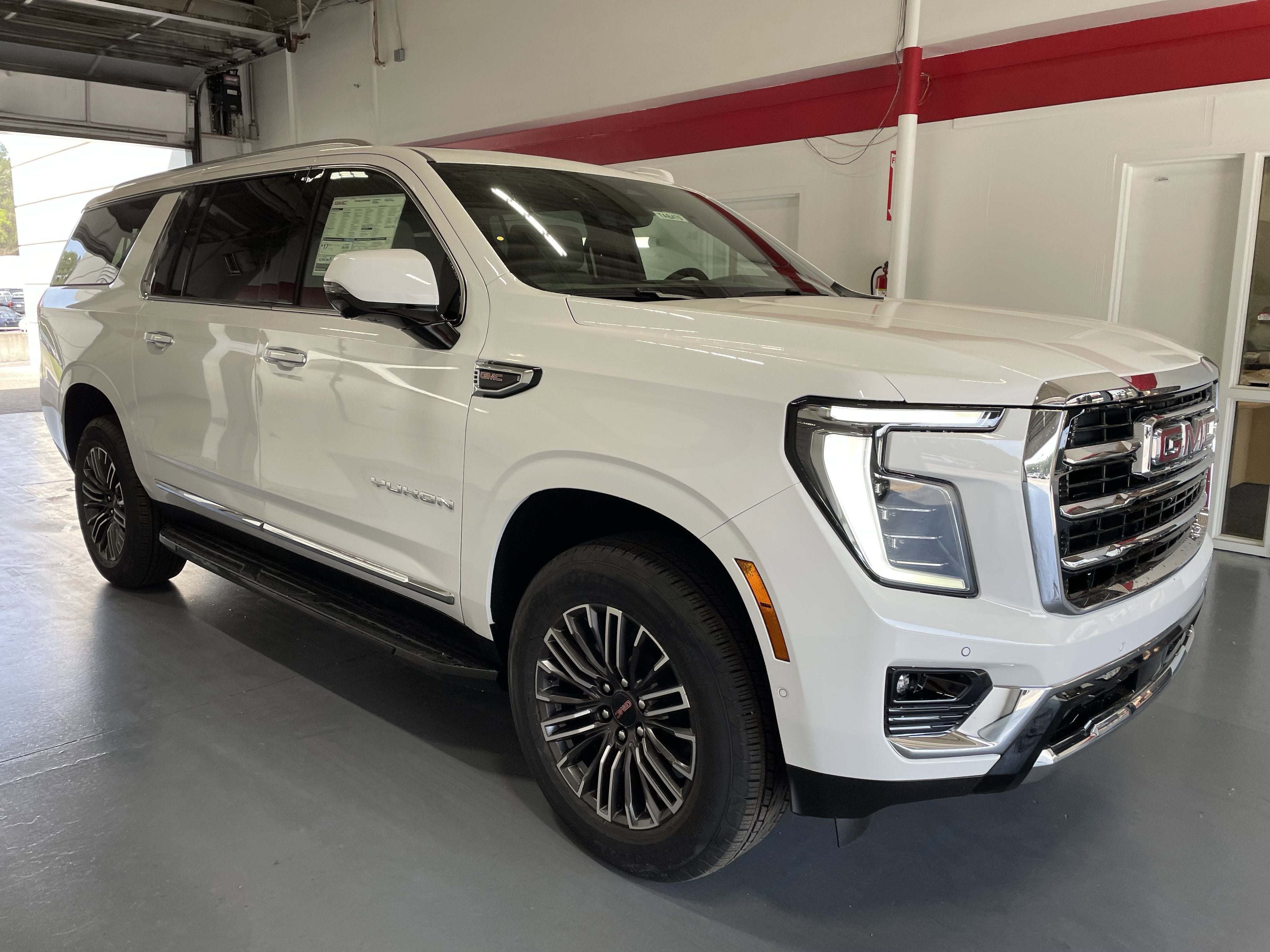 2026 GMC Yukon XL Elevation