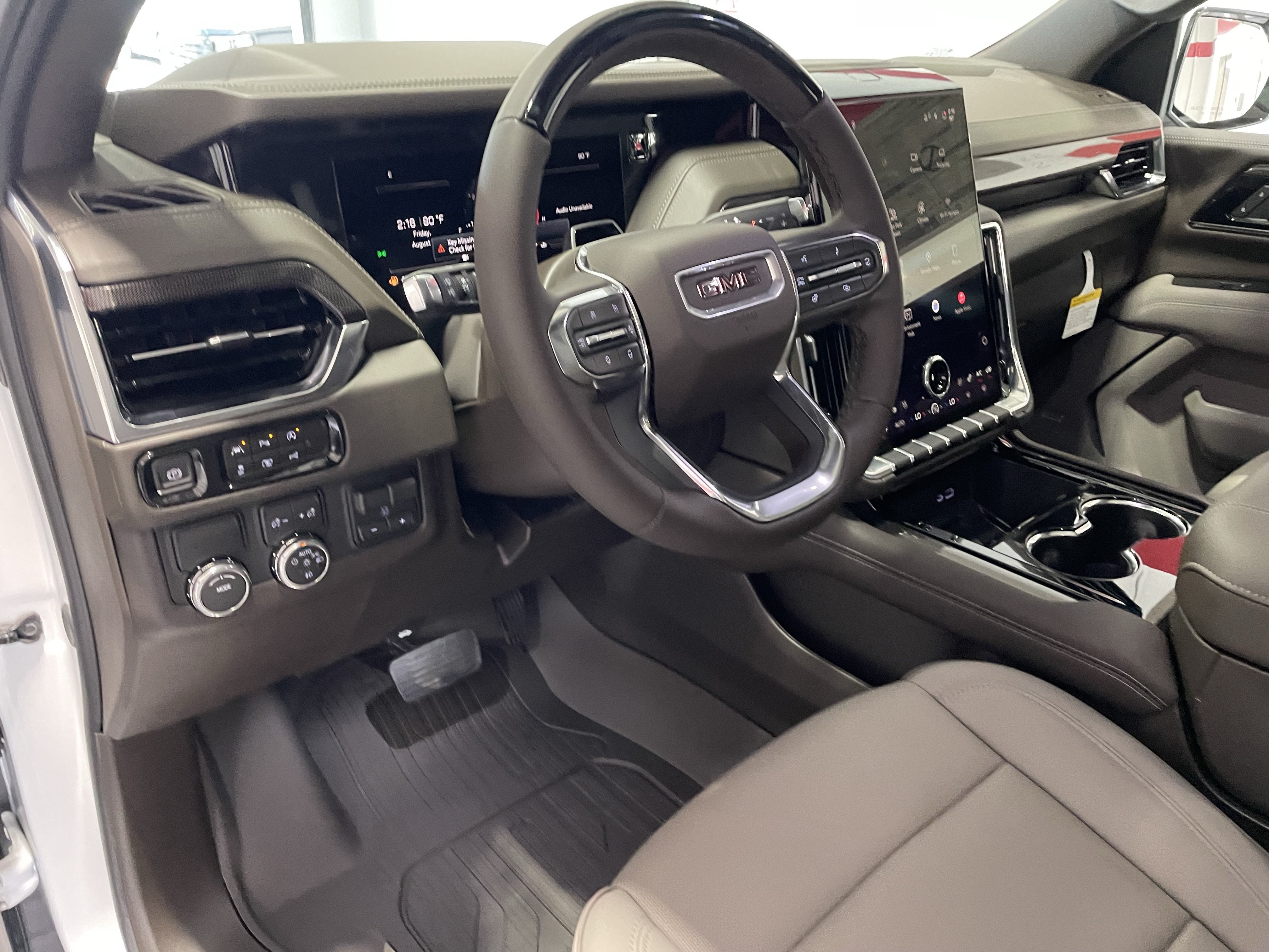 2026 GMC Yukon XL Elevation - Photo 18