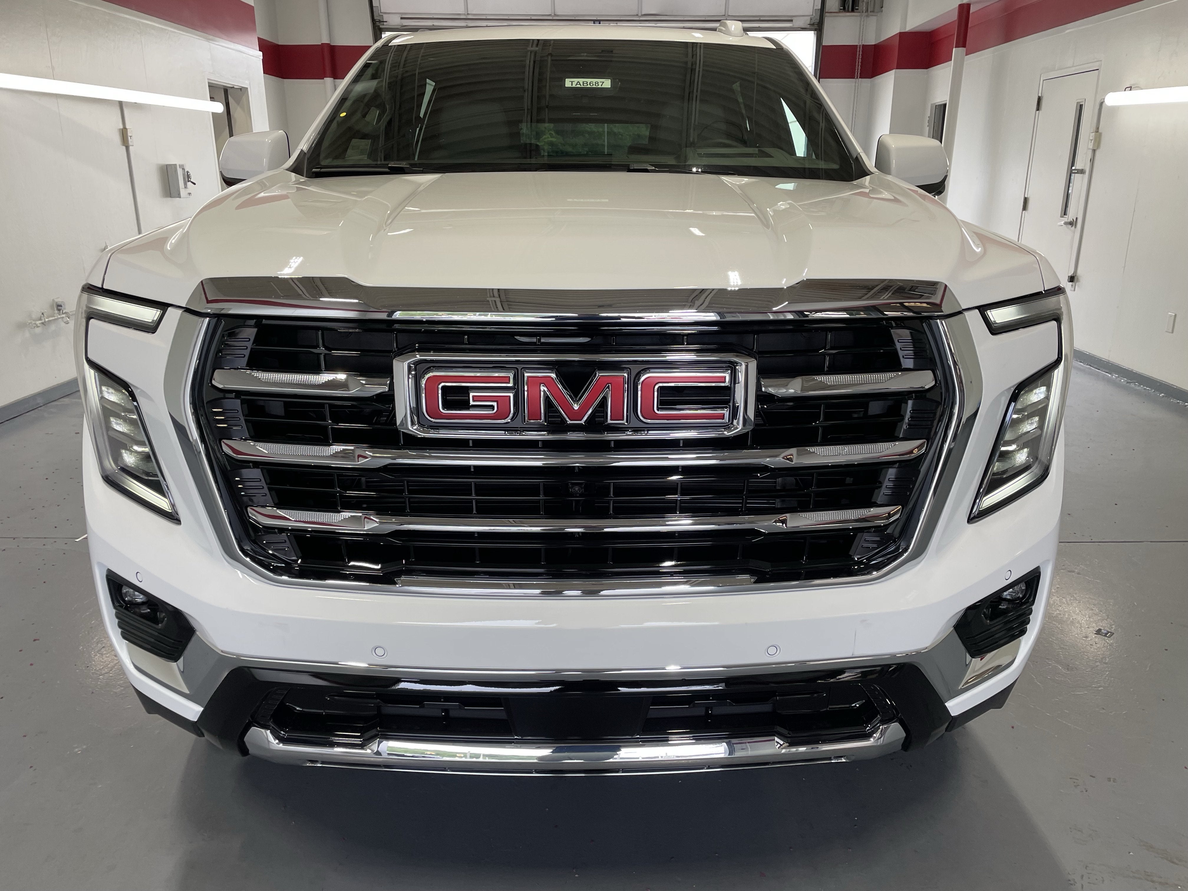 2026 GMC Yukon XL Elevation - Photo 2