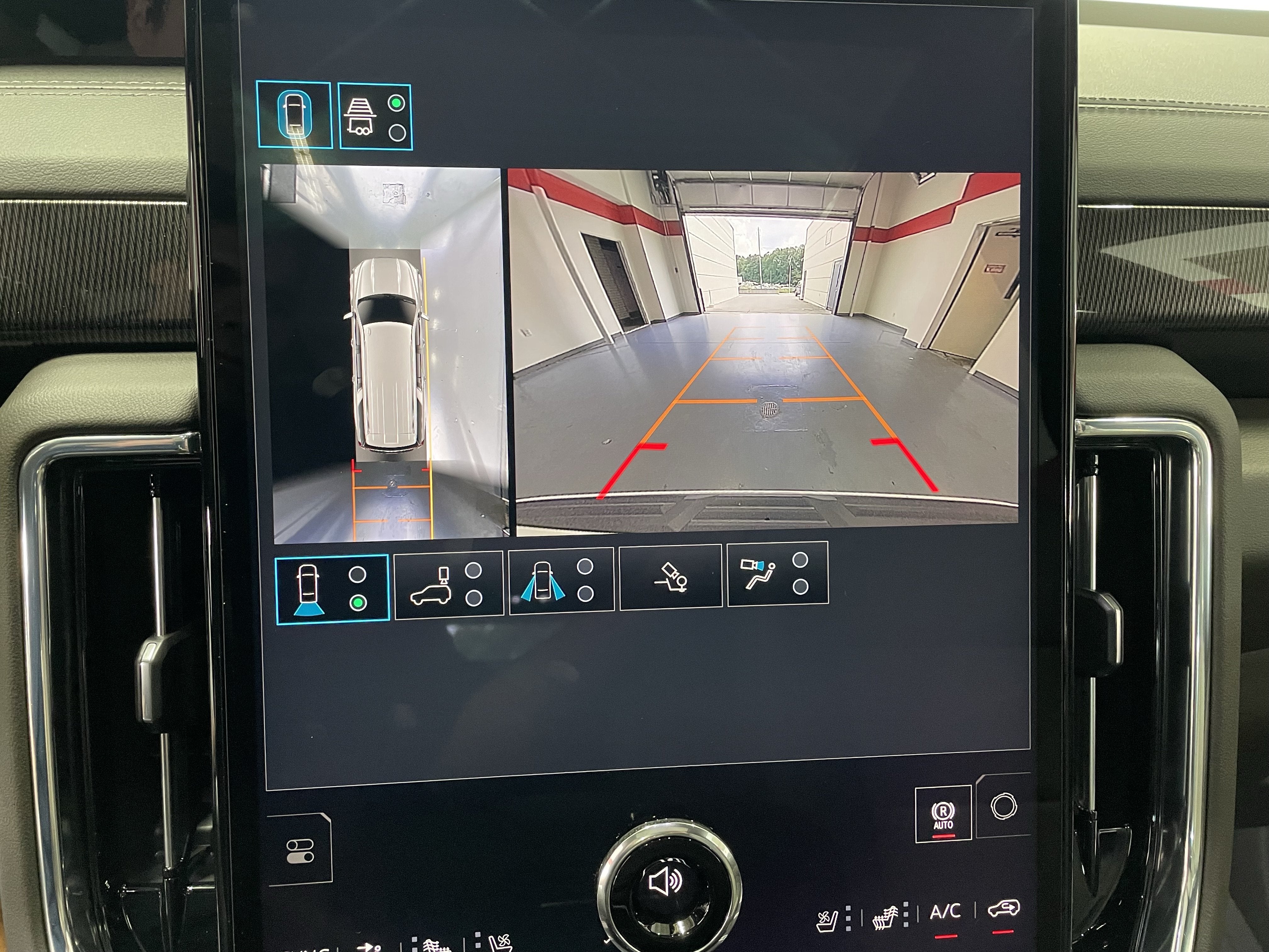 2026 GMC Yukon XL Elevation - Photo 21