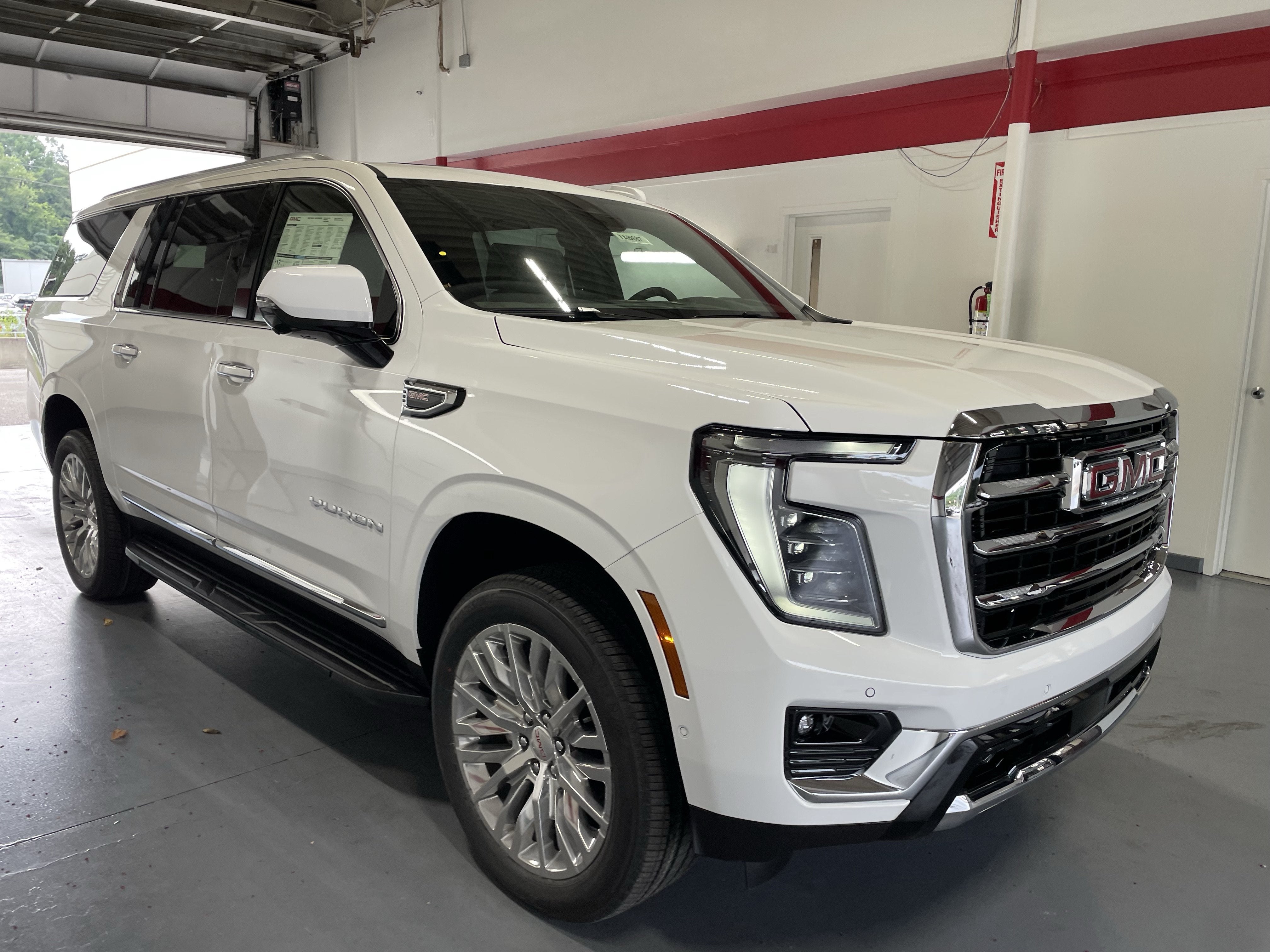 2026 GMC Yukon XL Elevation