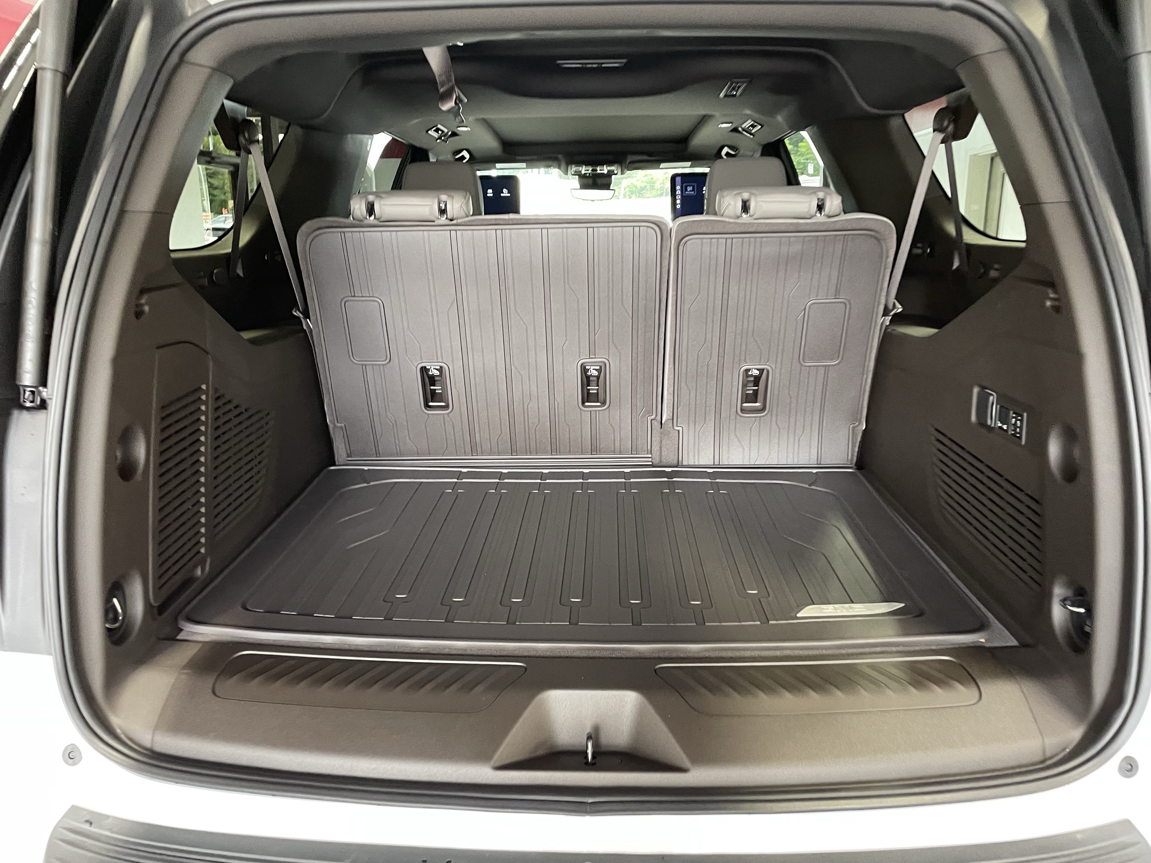 2026 GMC Yukon XL Elevation - Photo 9