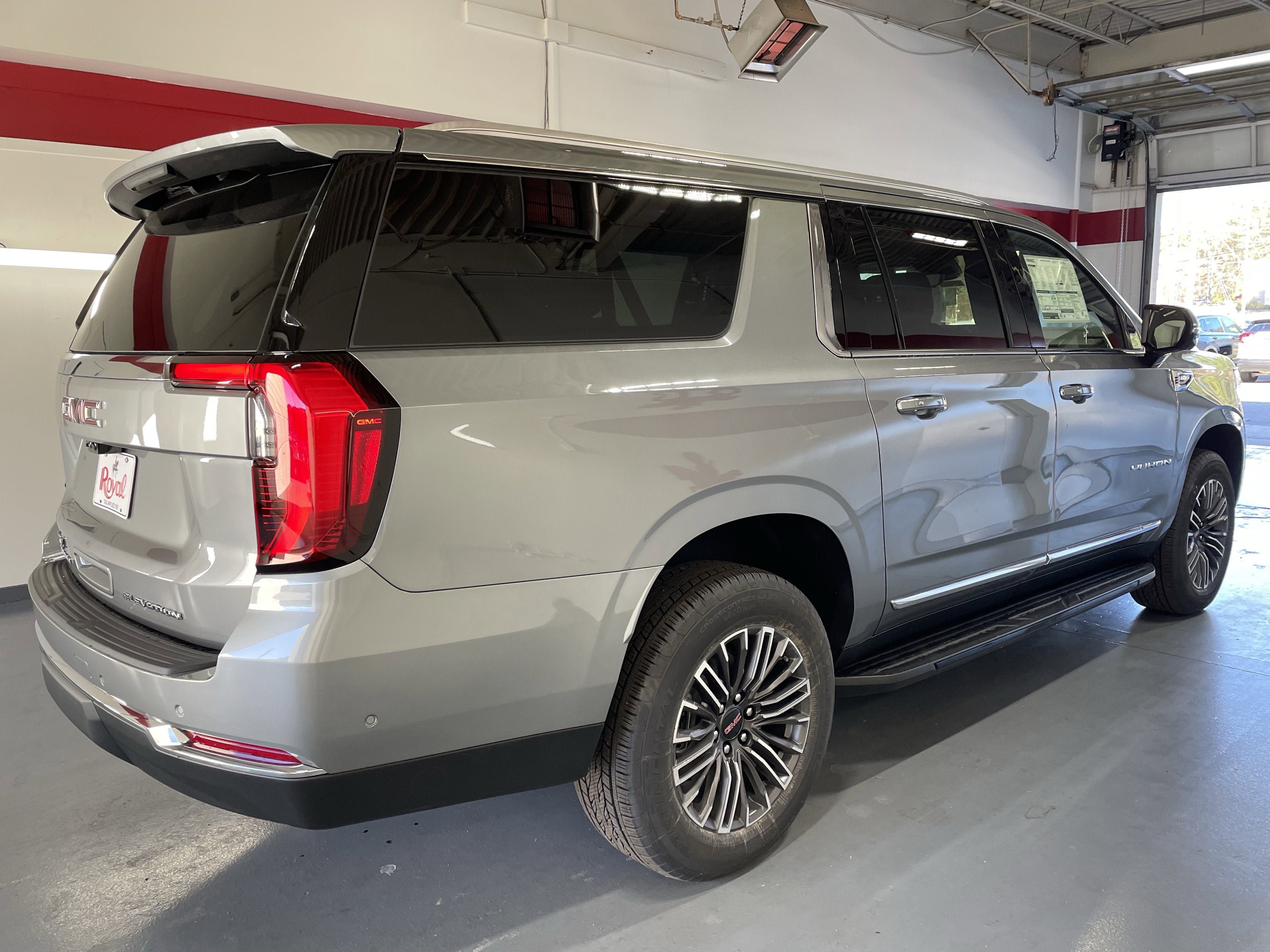 2026 GMC Yukon XL Elevation