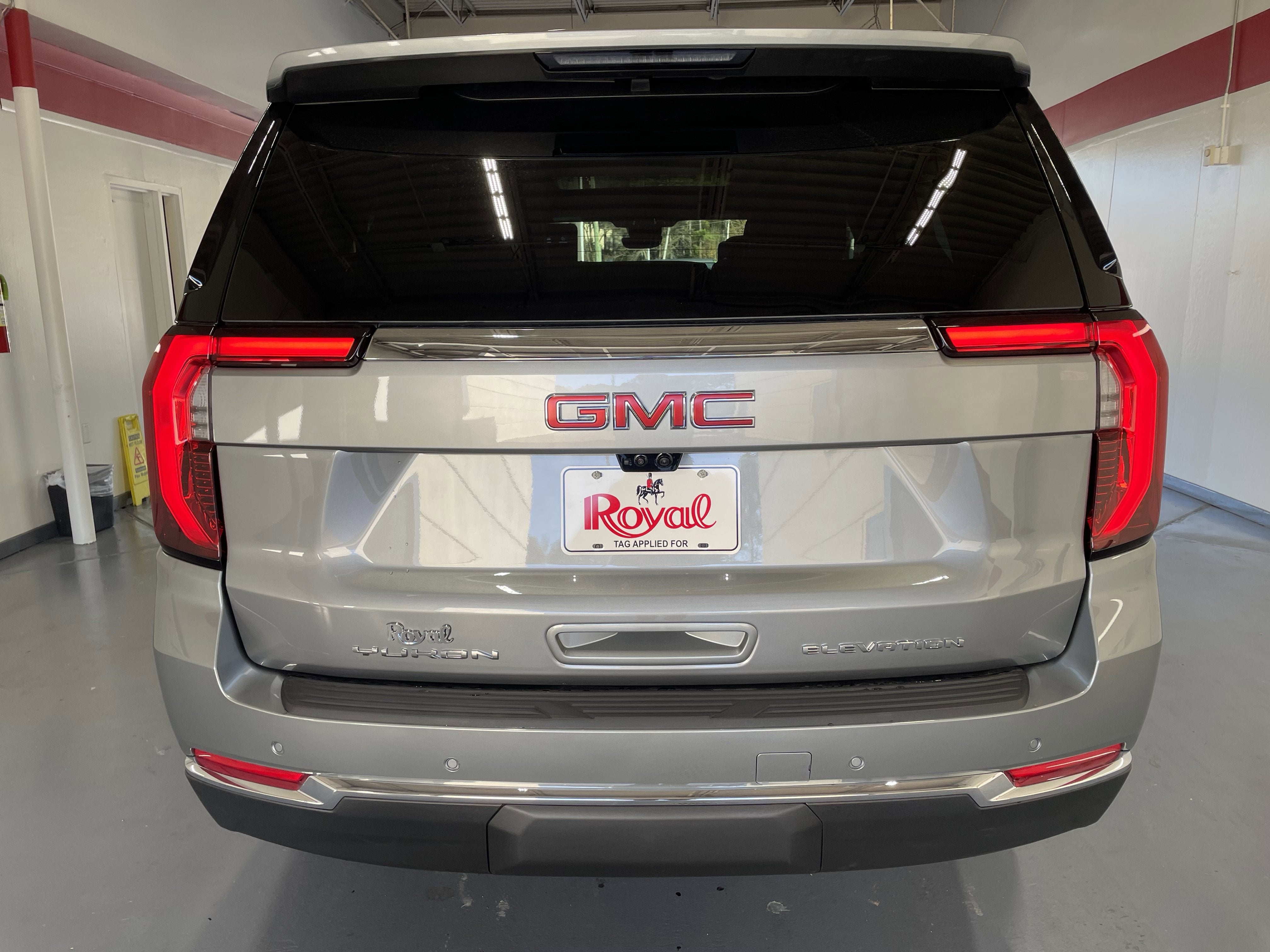 2026 GMC Yukon XL Elevation