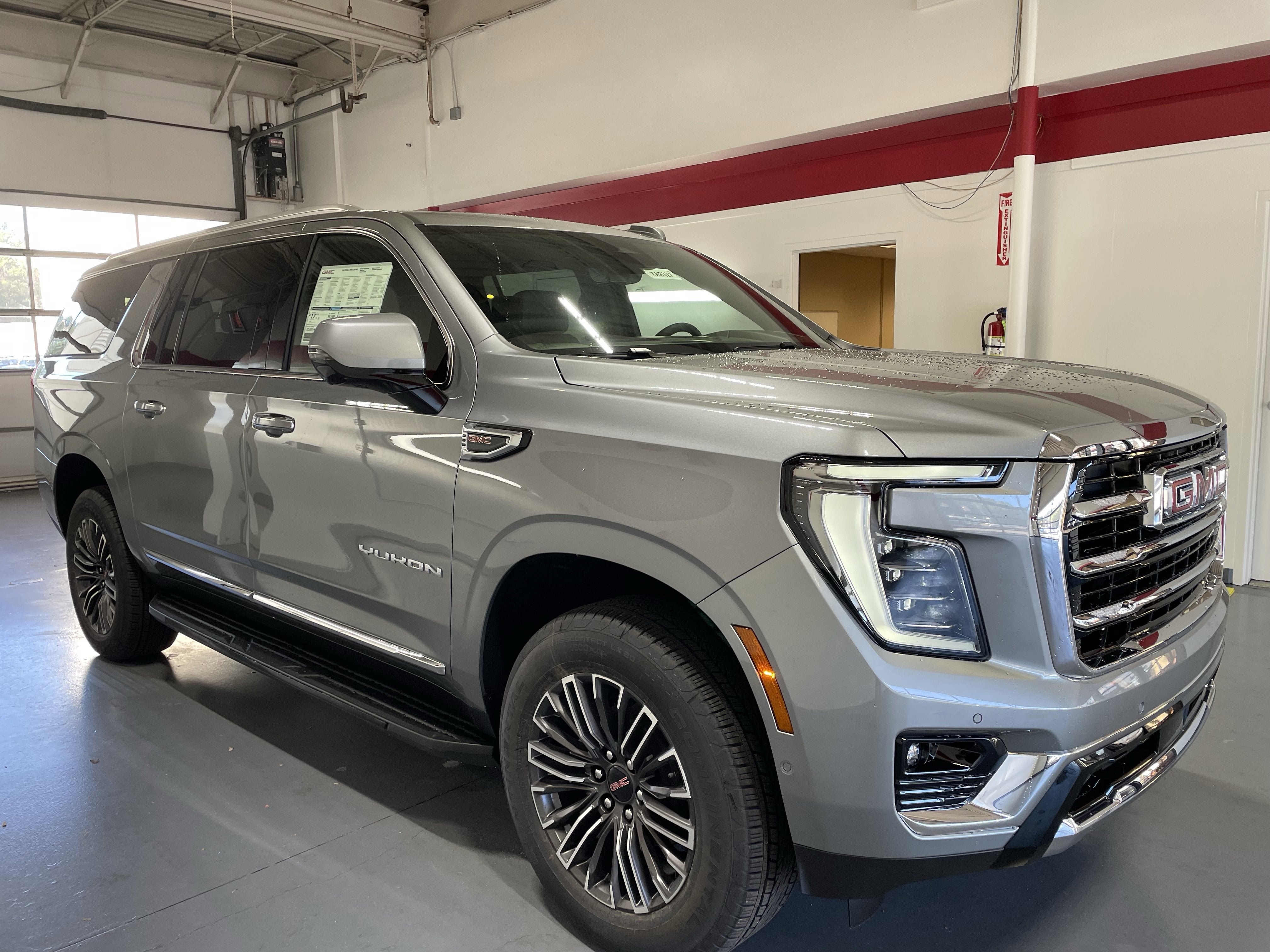 2026 GMC Yukon XL Elevation