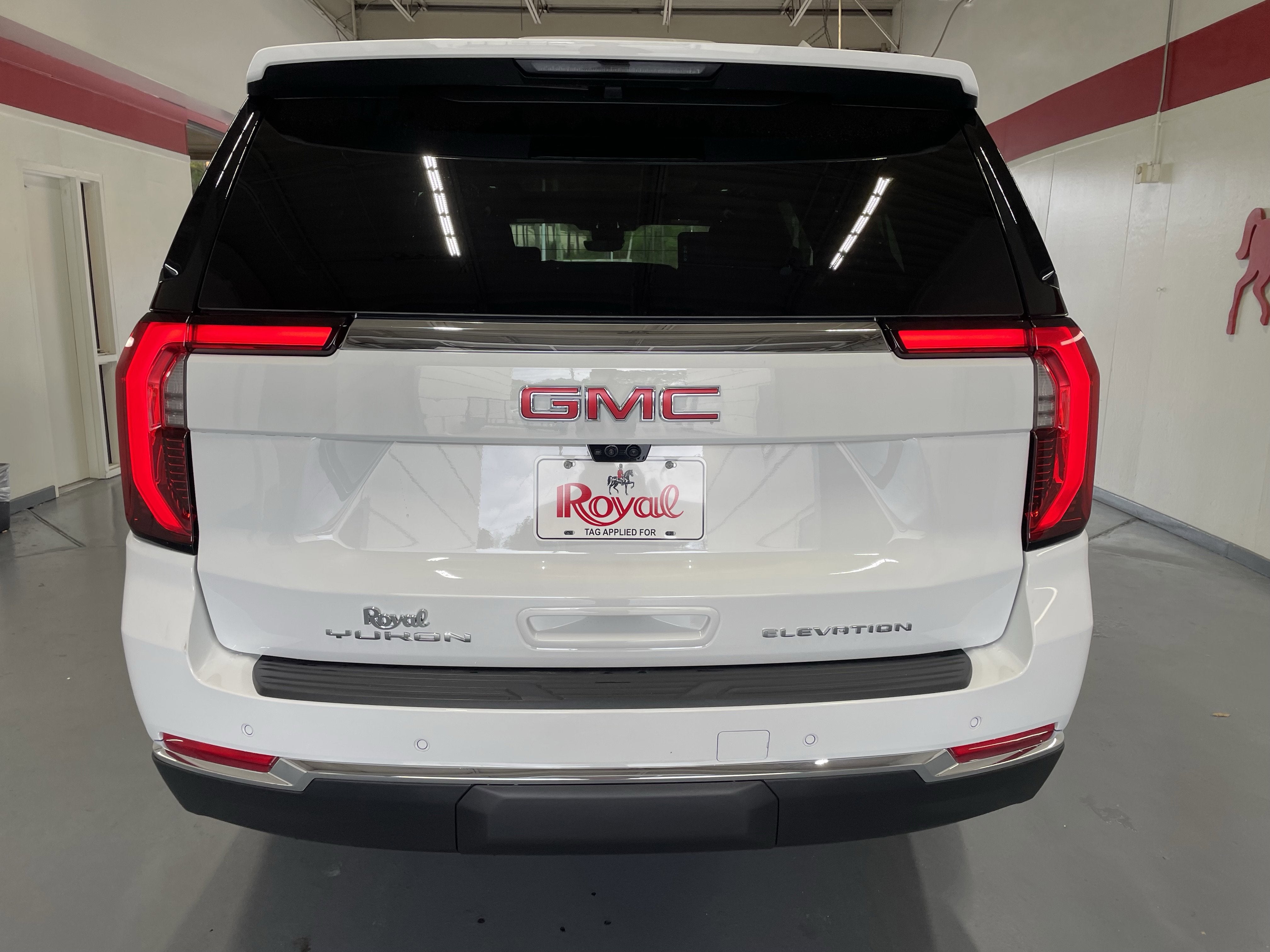 2026 GMC Yukon XL Elevation