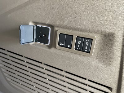 2027 GMC Yukon XL Denali