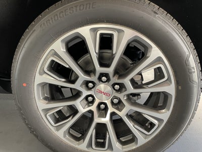2027 GMC Yukon XL Denali