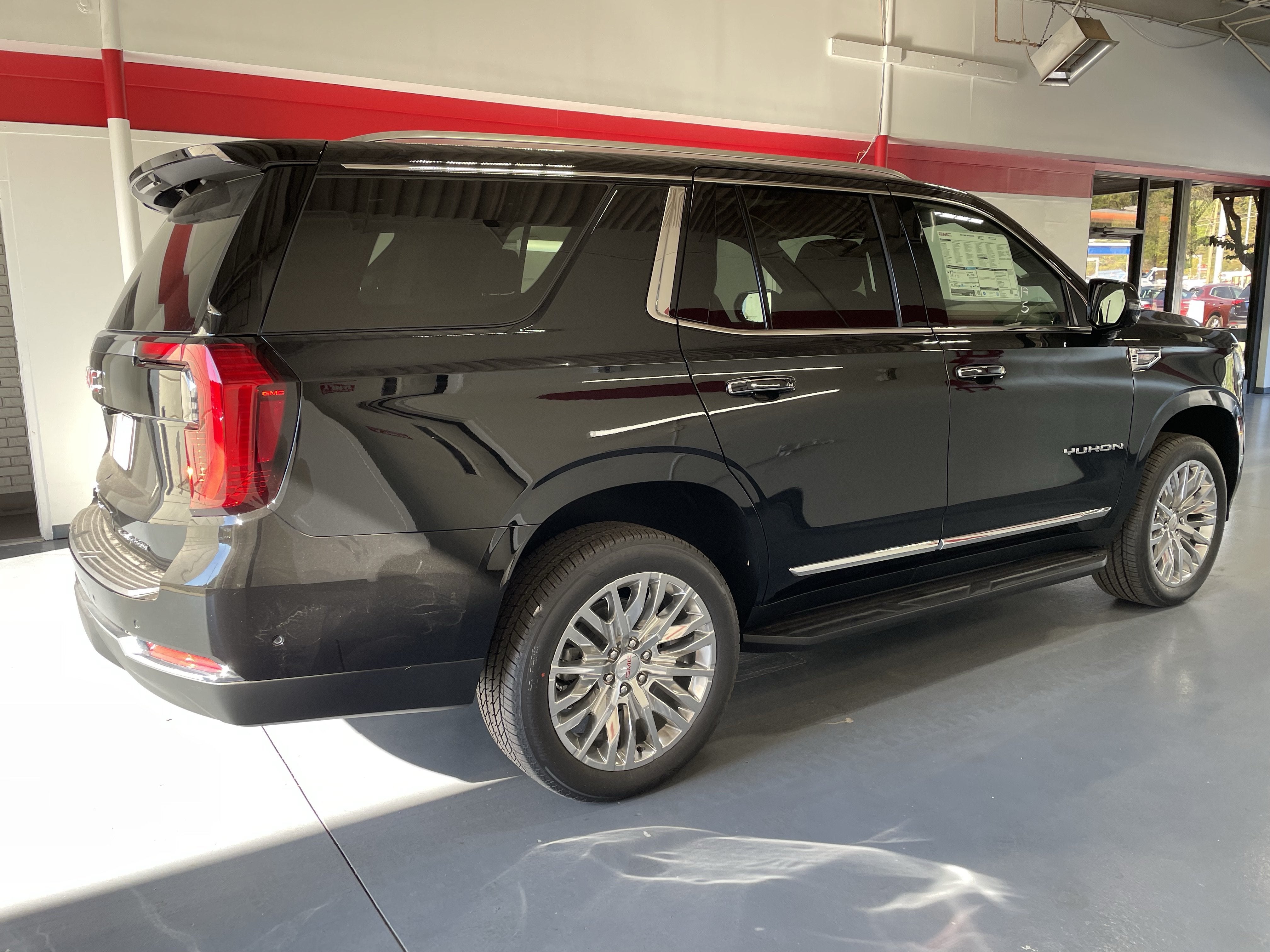 2027 GMC Yukon Elevation