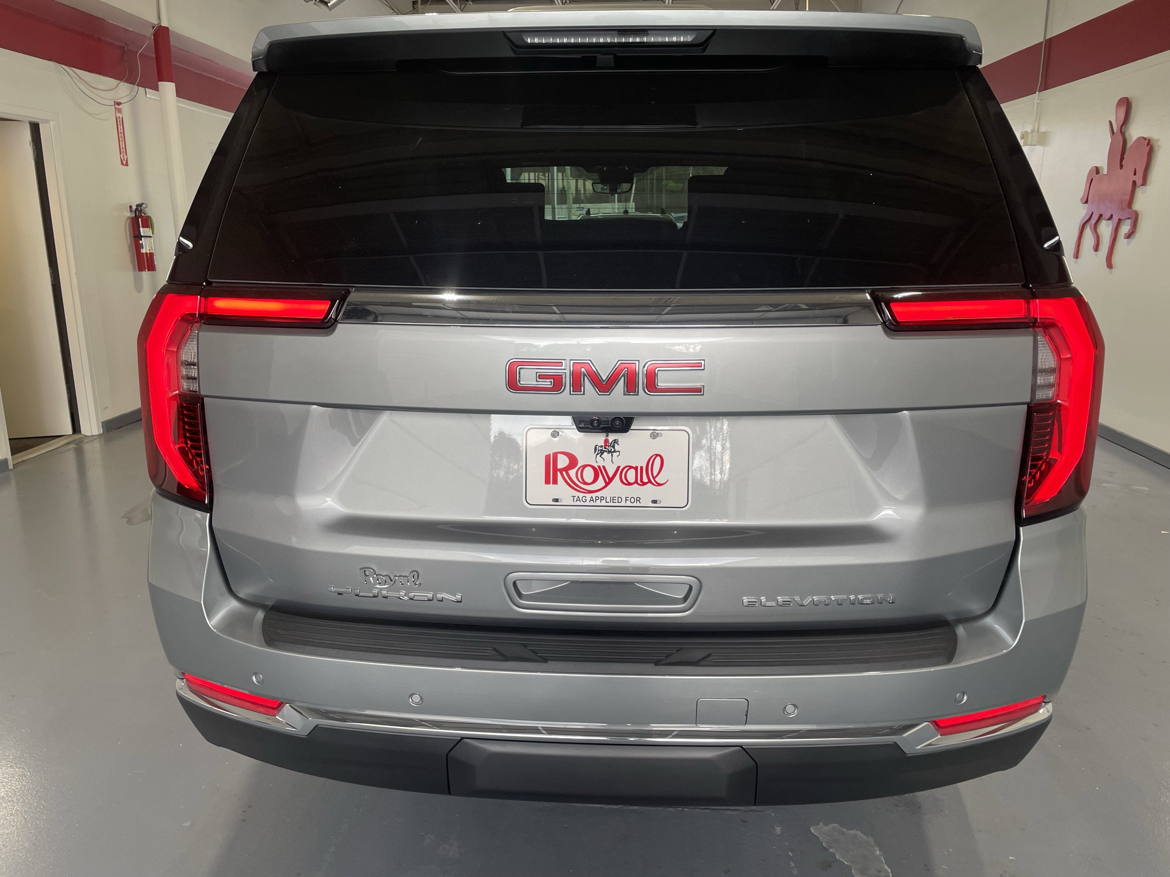 2026 GMC Yukon Elevation