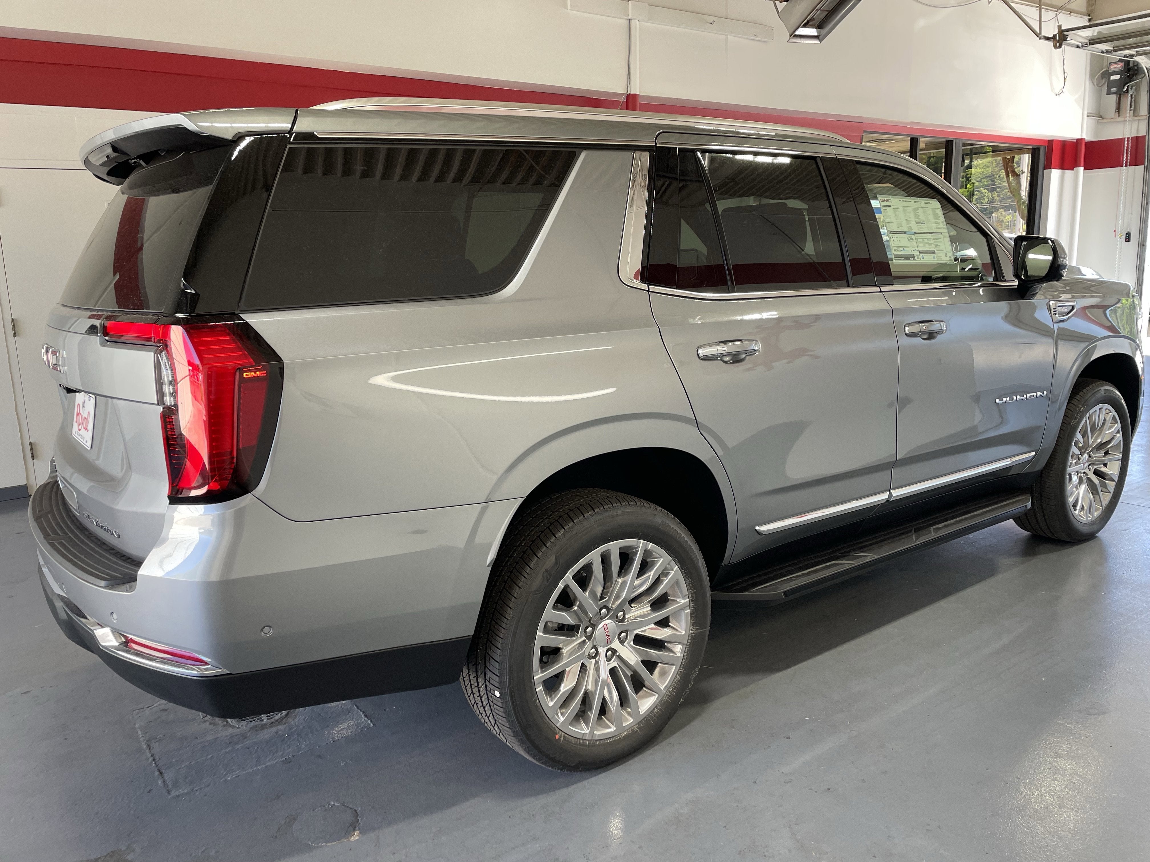 2026 GMC Yukon Elevation