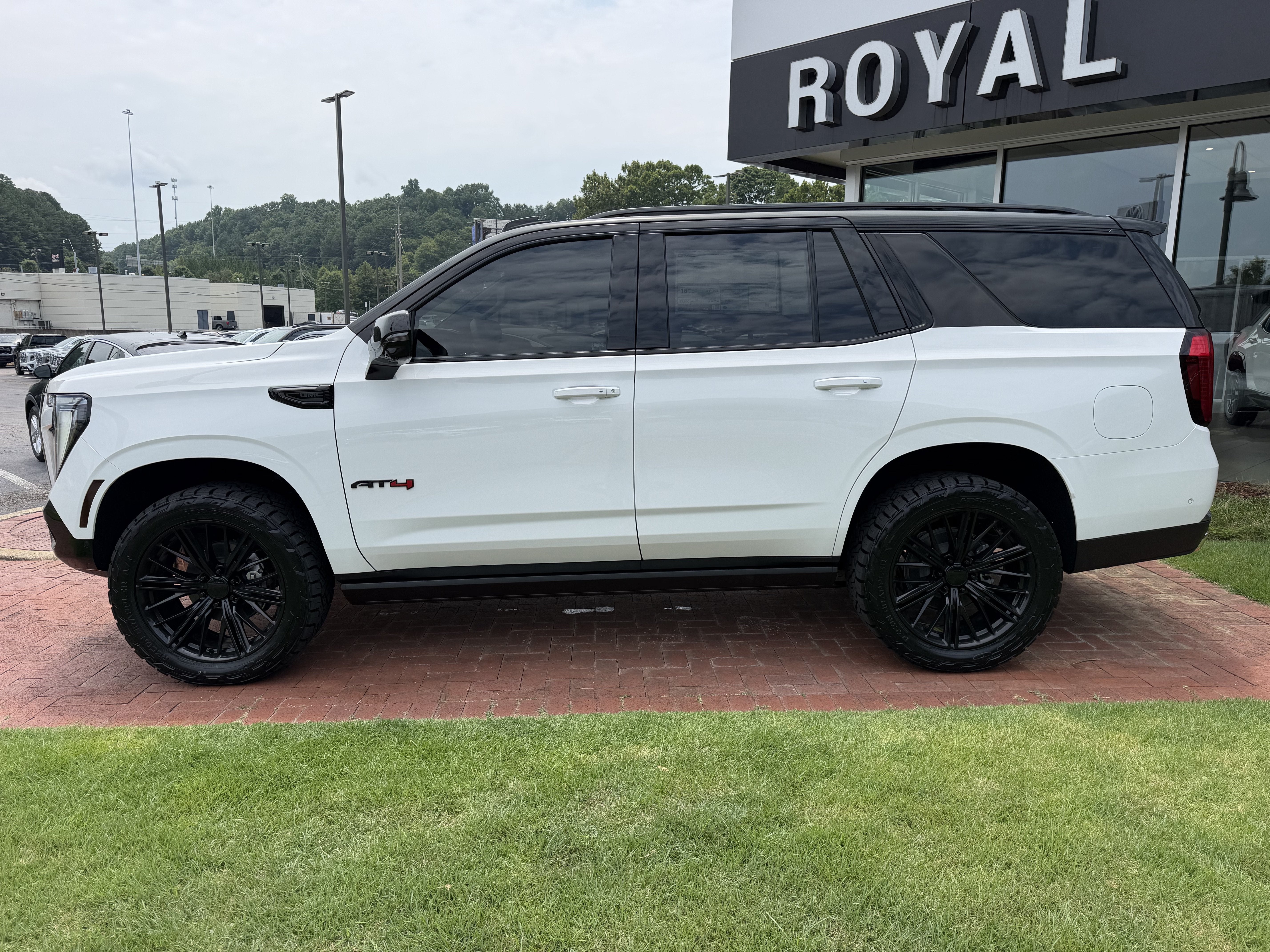 2026 GMC Yukon AT4