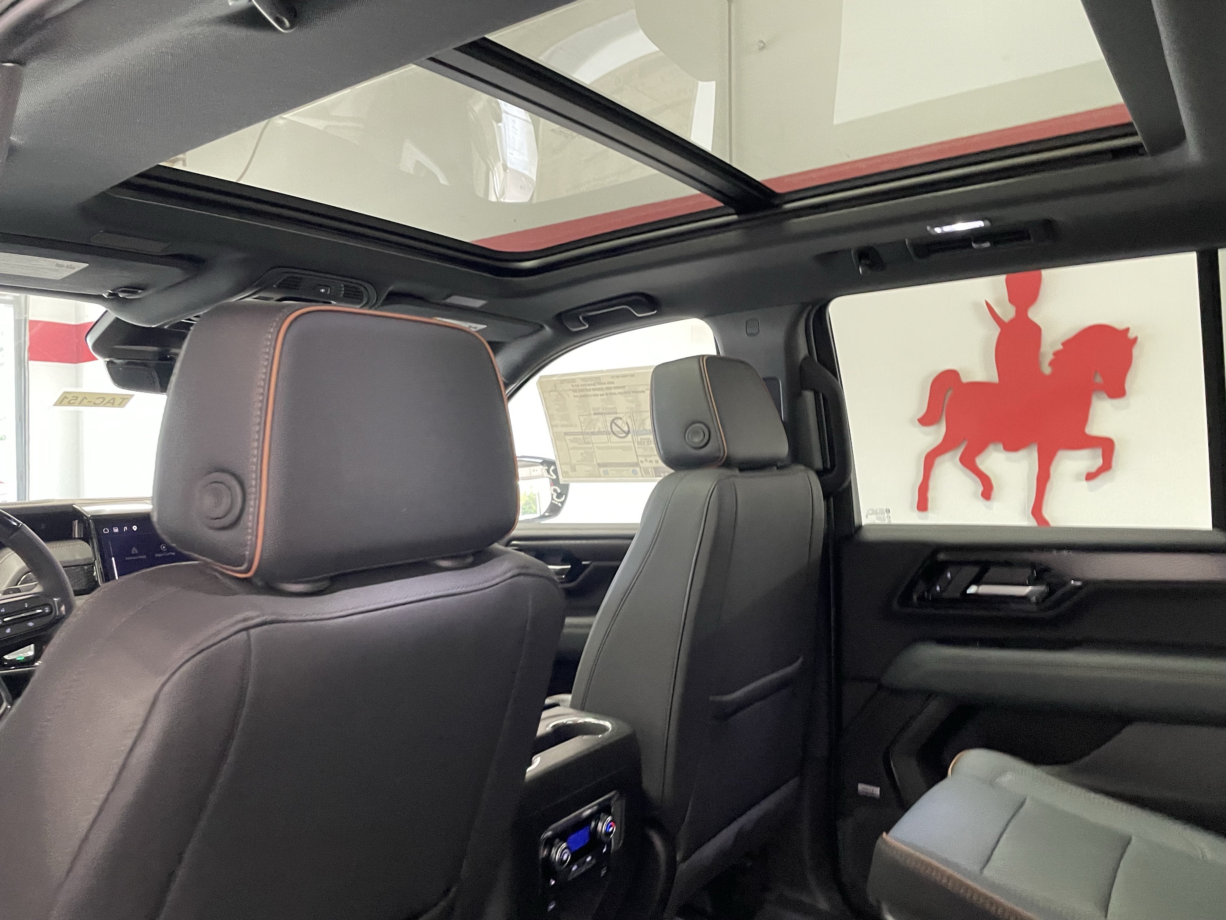 2027 GMC Yukon AT4 - Photo 15