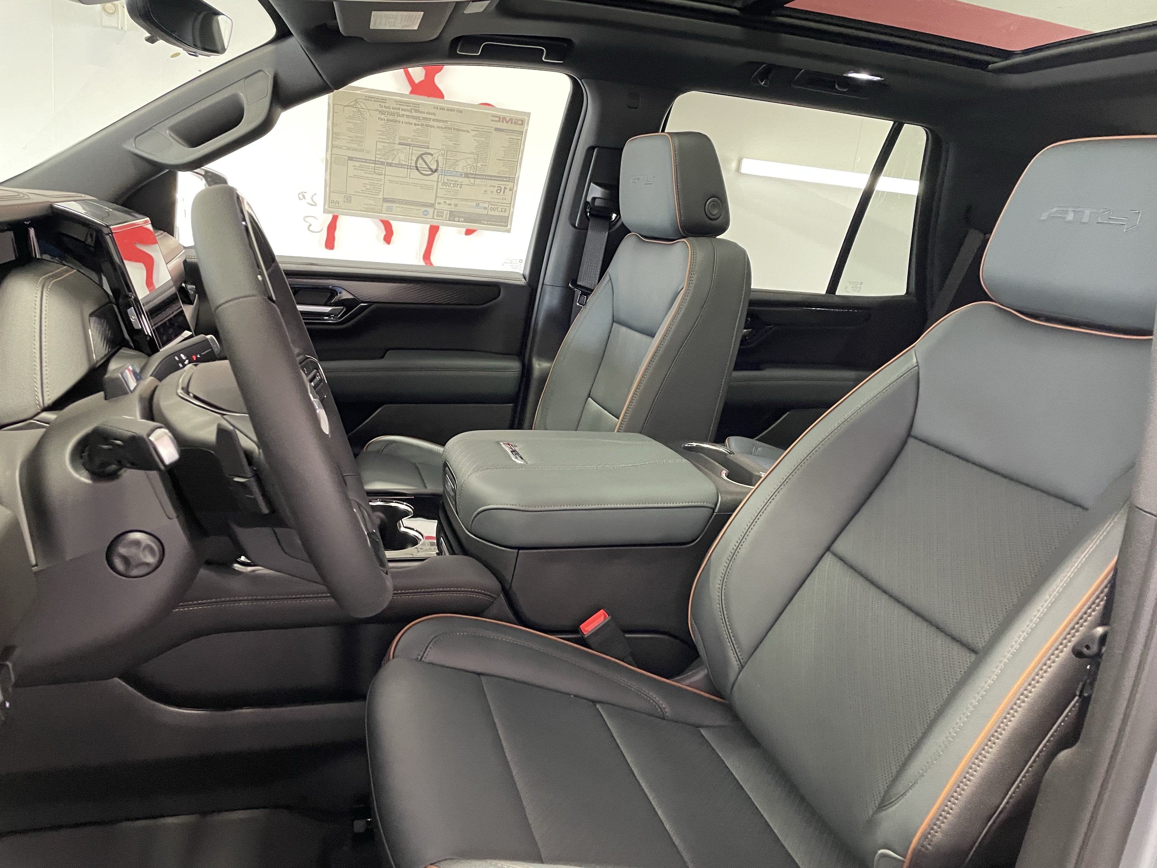 2027 GMC Yukon AT4 - Photo 17