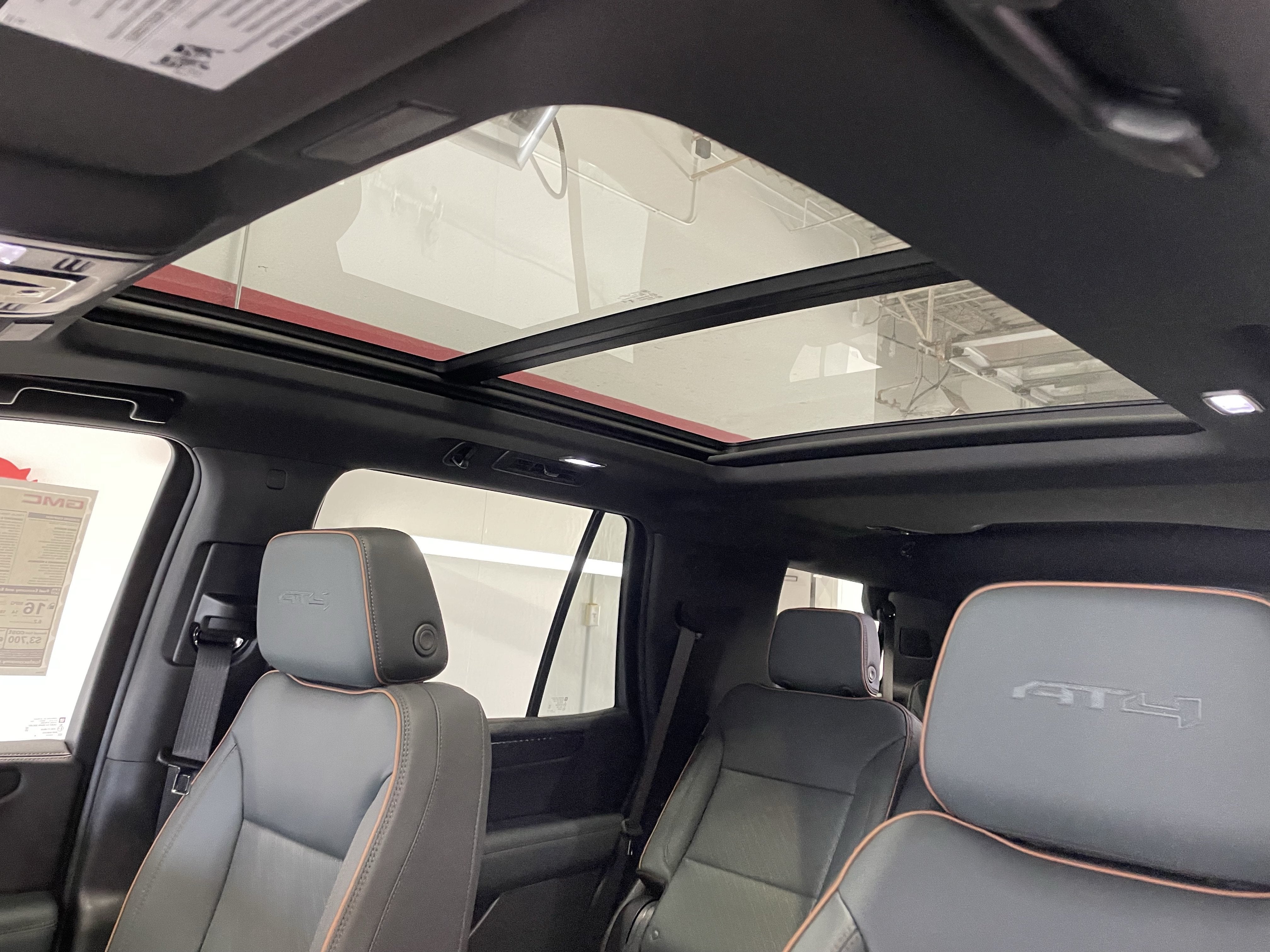 2027 GMC Yukon AT4 - Photo 18