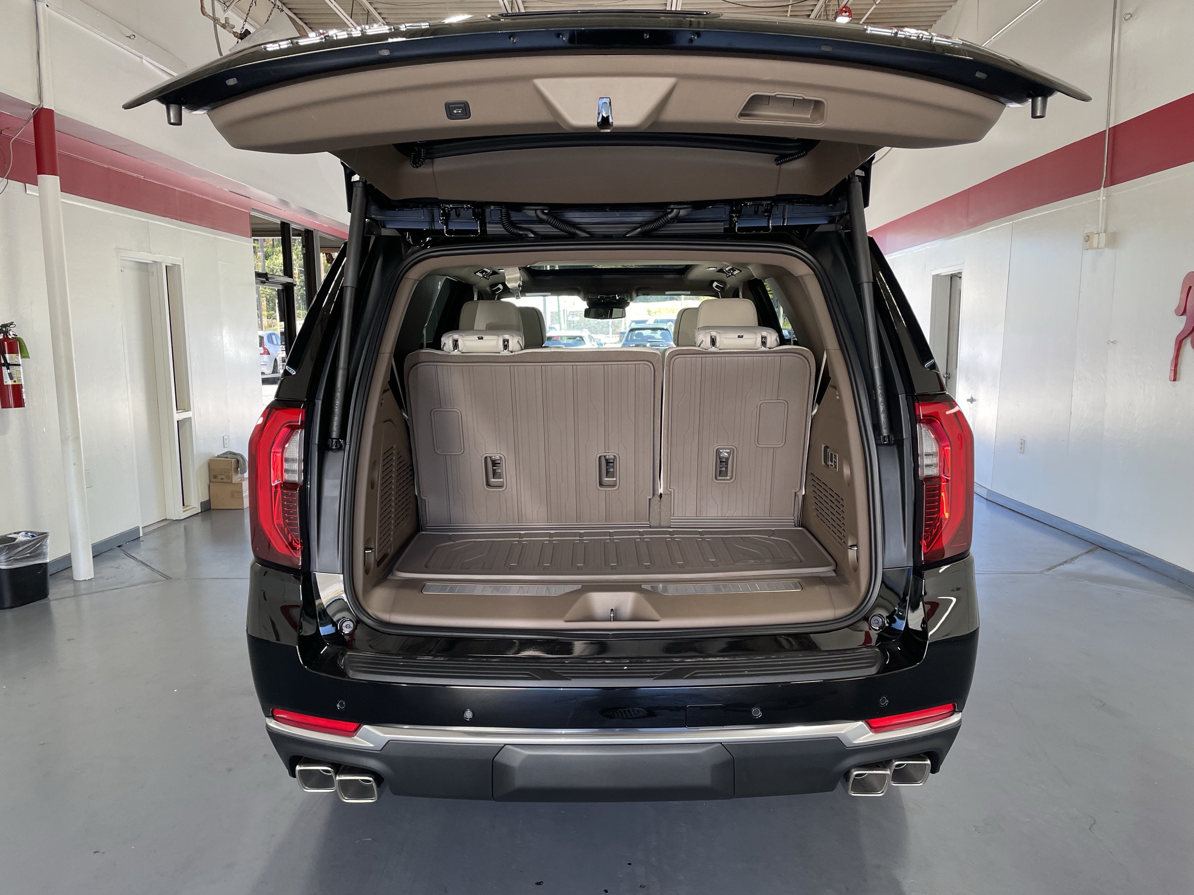 2027 GMC Yukon Denali