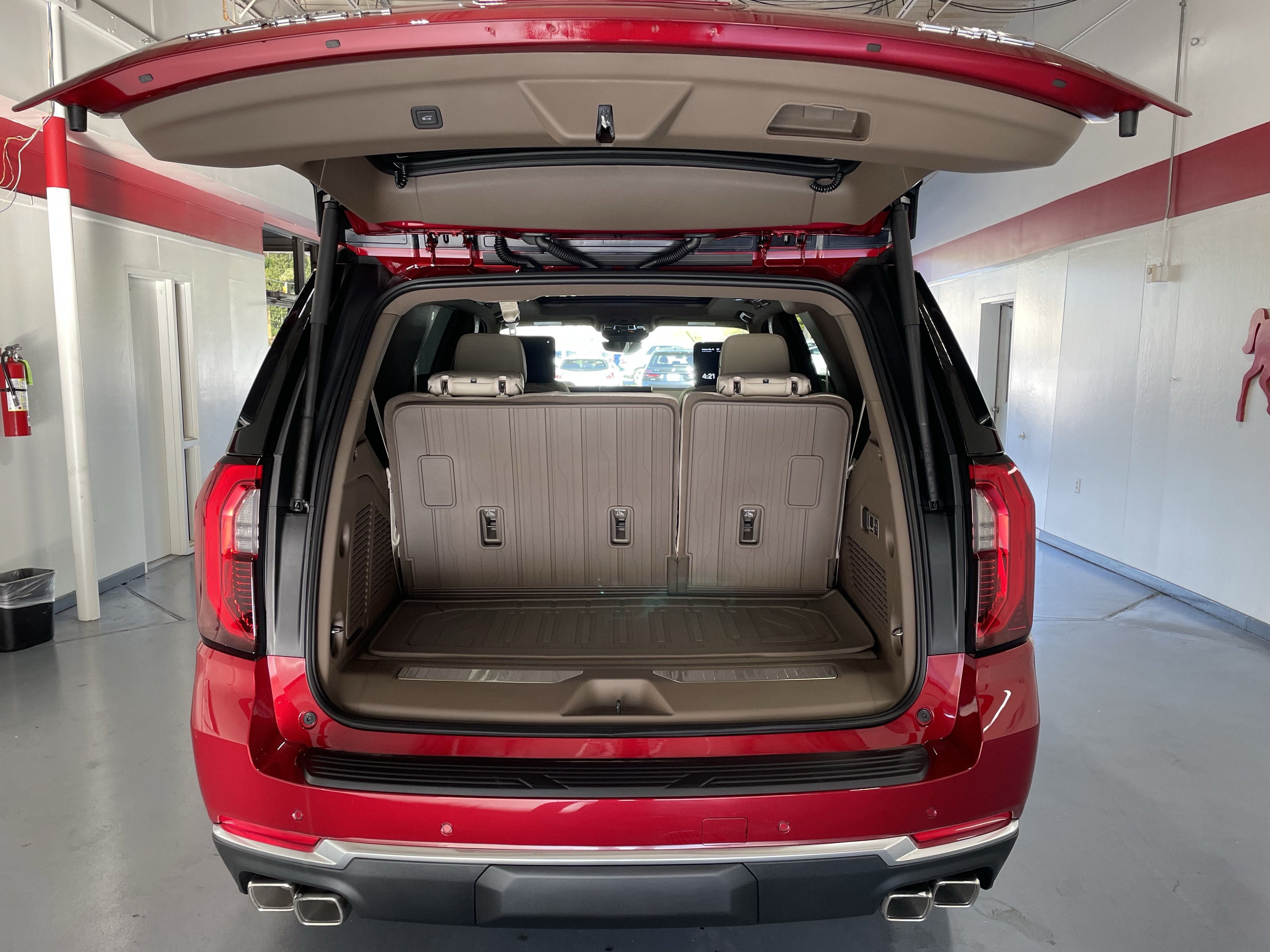 2027 GMC Yukon Denali