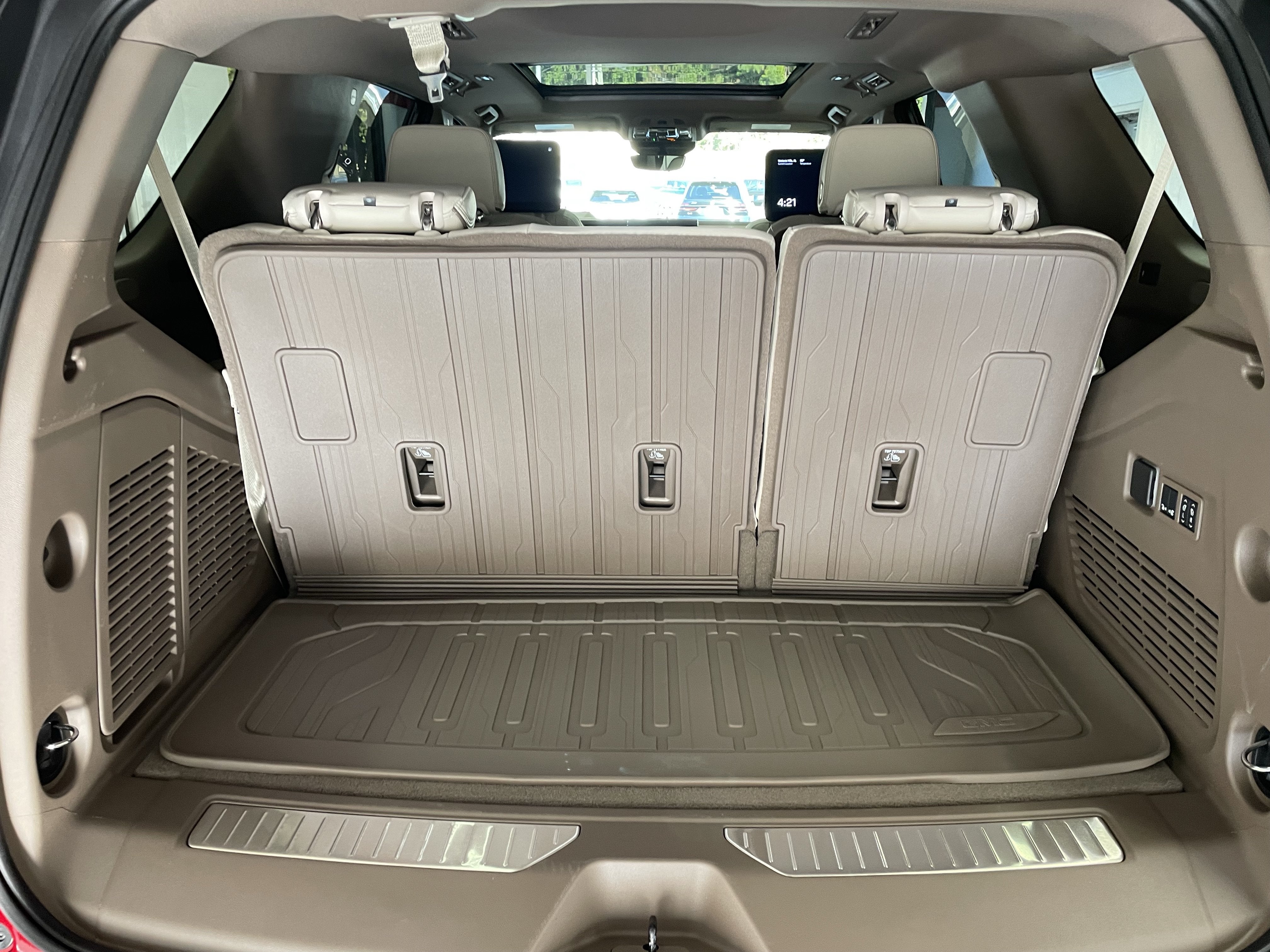 2027 GMC Yukon Denali