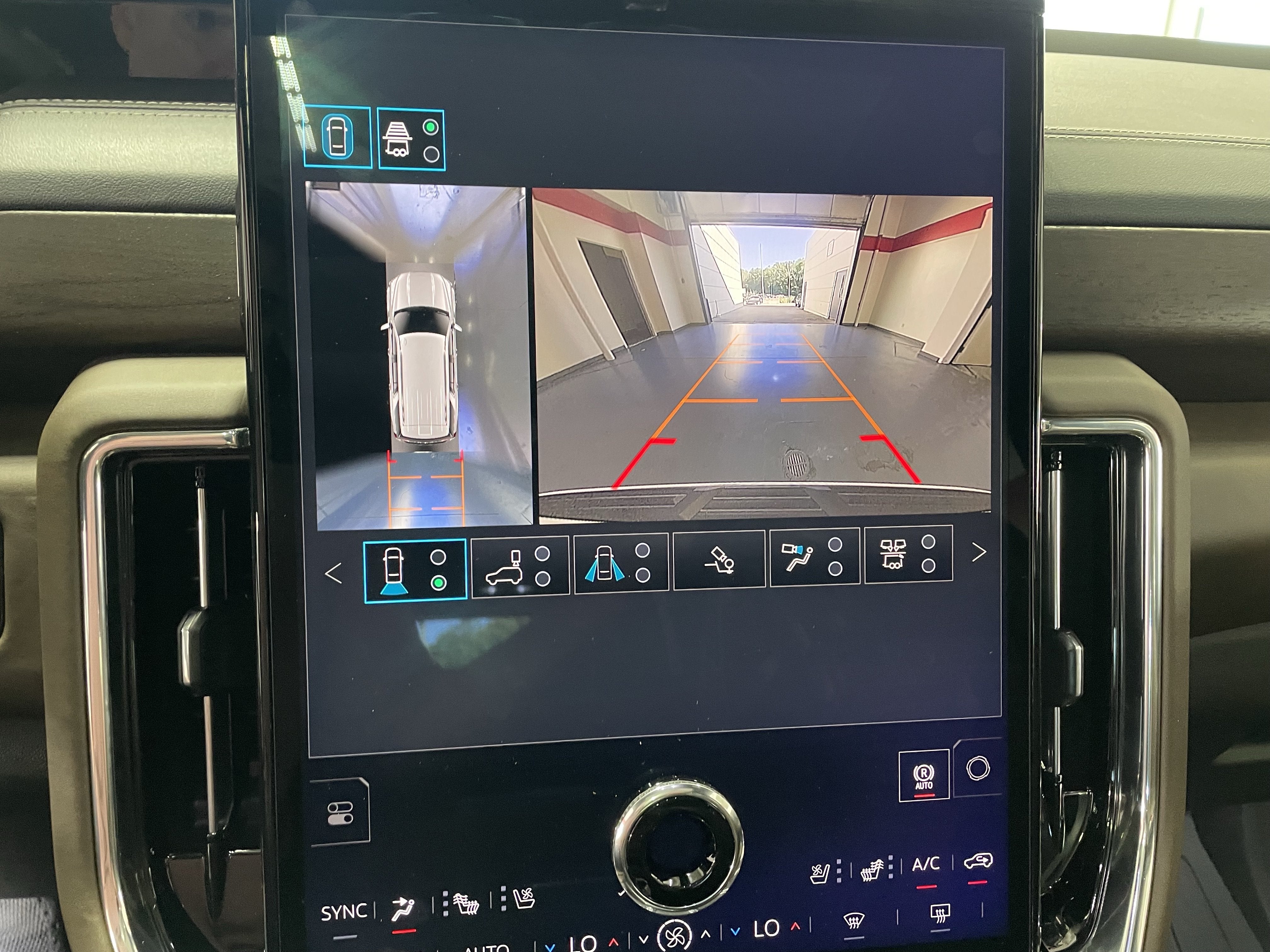 2027 GMC Yukon Denali Ultimate