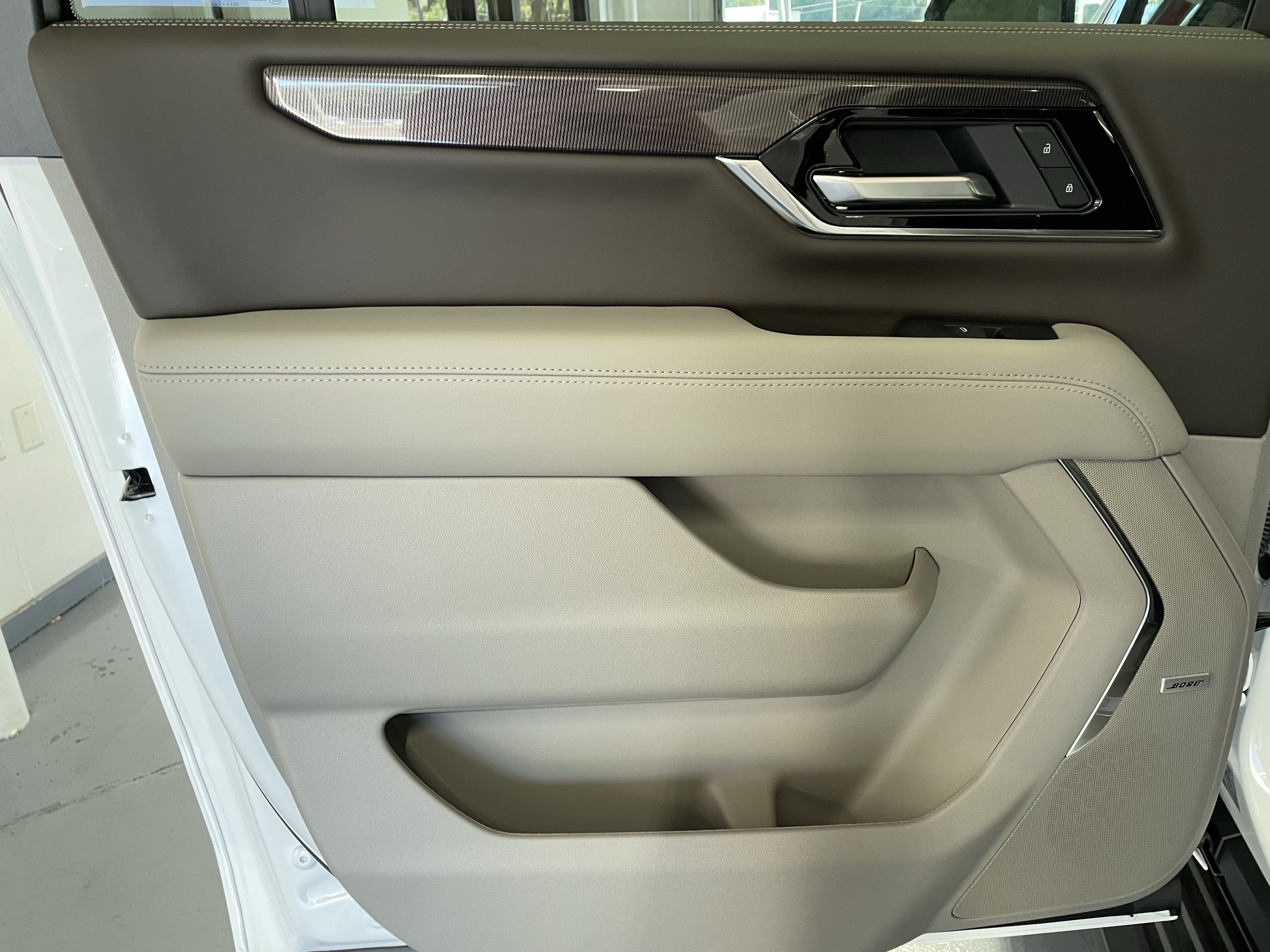 2027 GMC Yukon XL Elevation
