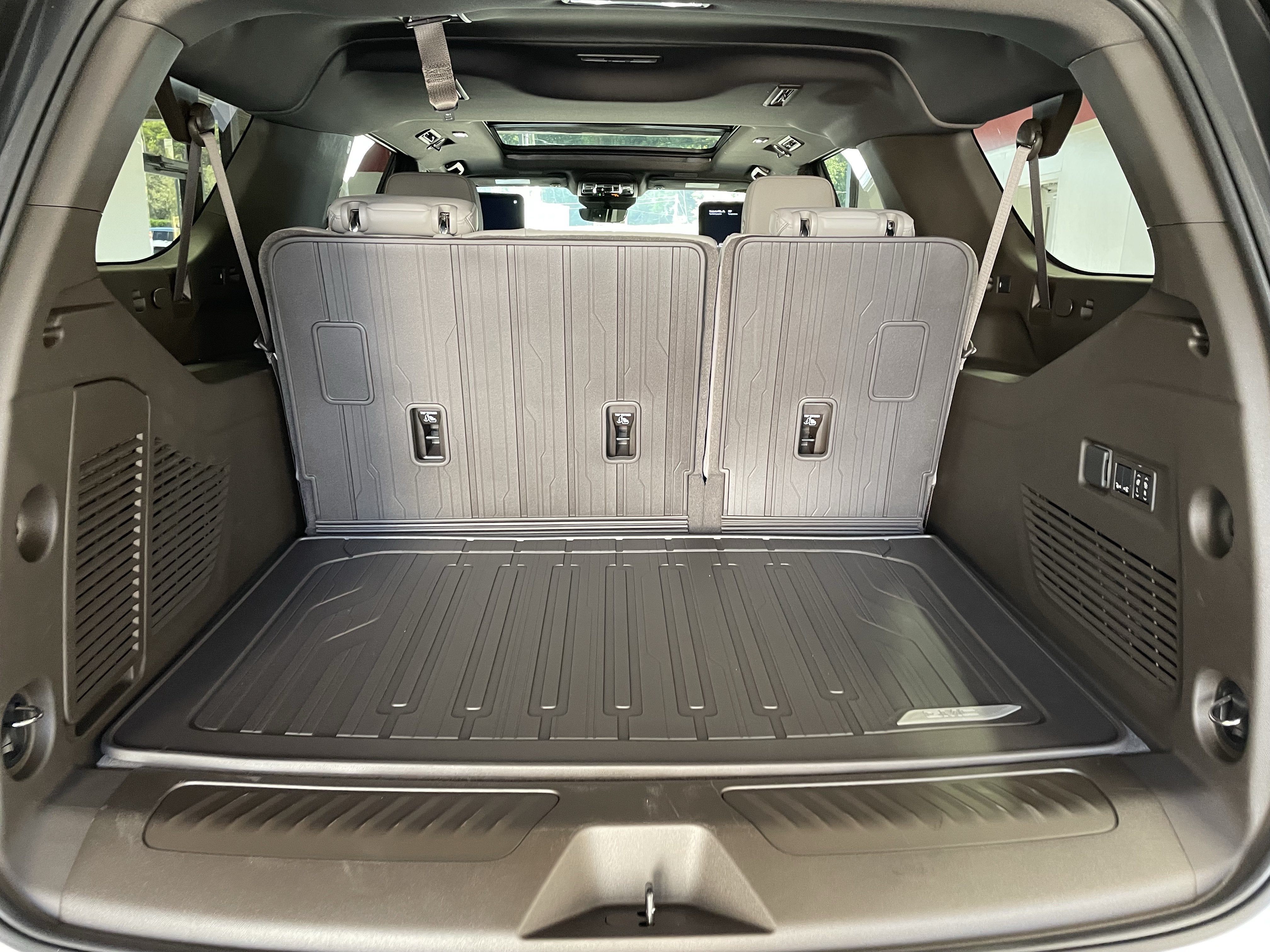 2027 GMC Yukon XL Elevation