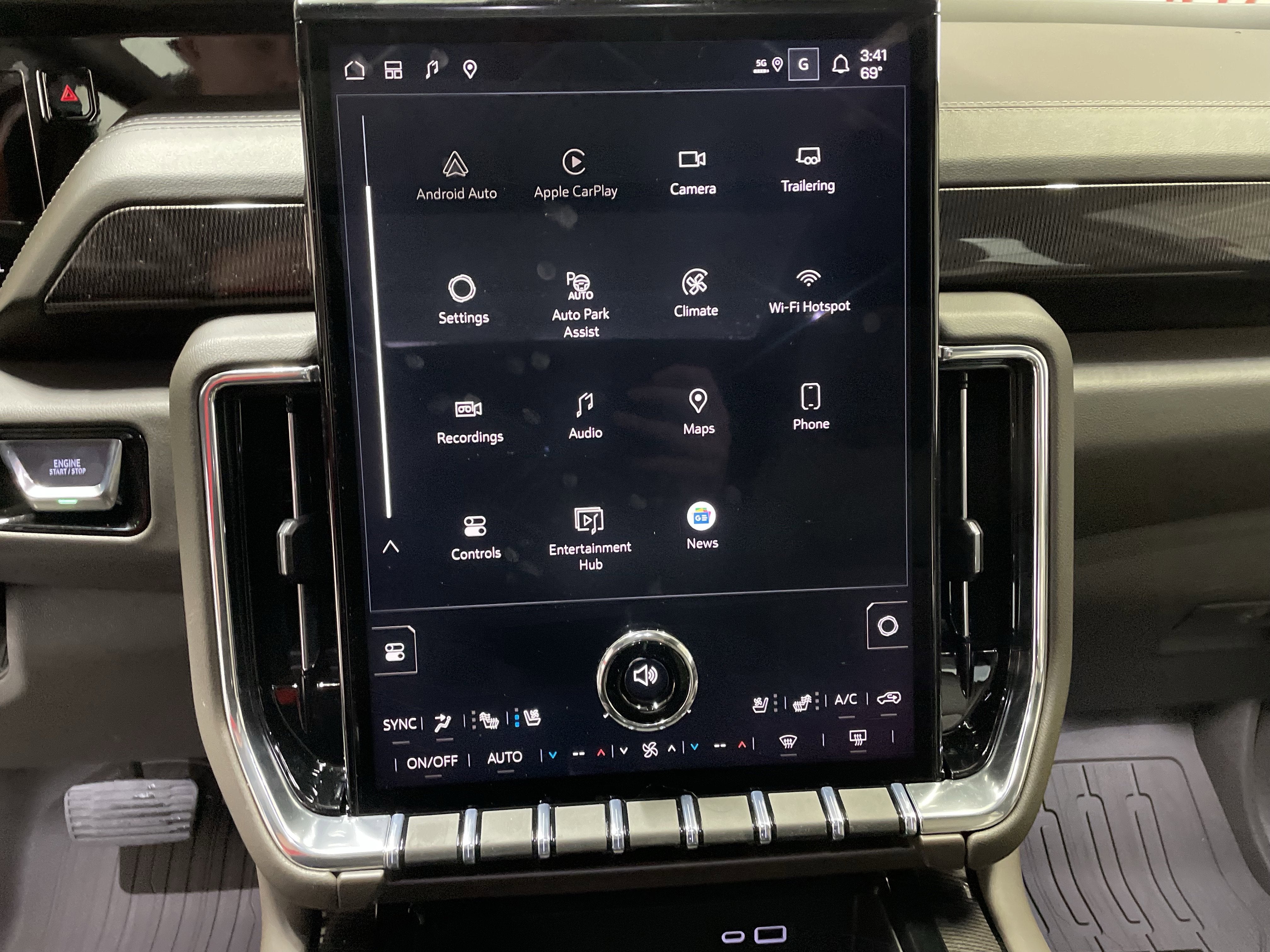 2026 GMC Yukon XL Elevation