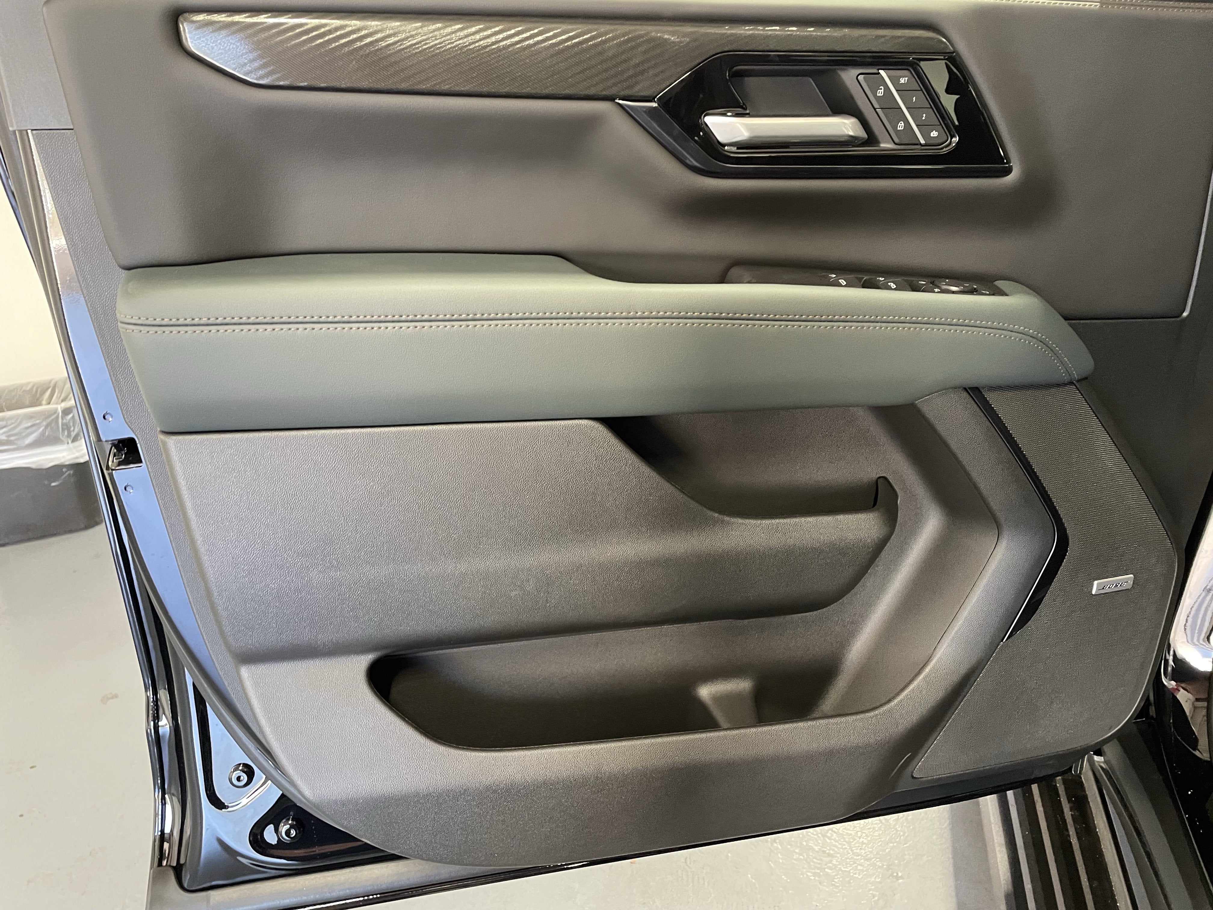 2027 GMC Yukon XL AT4