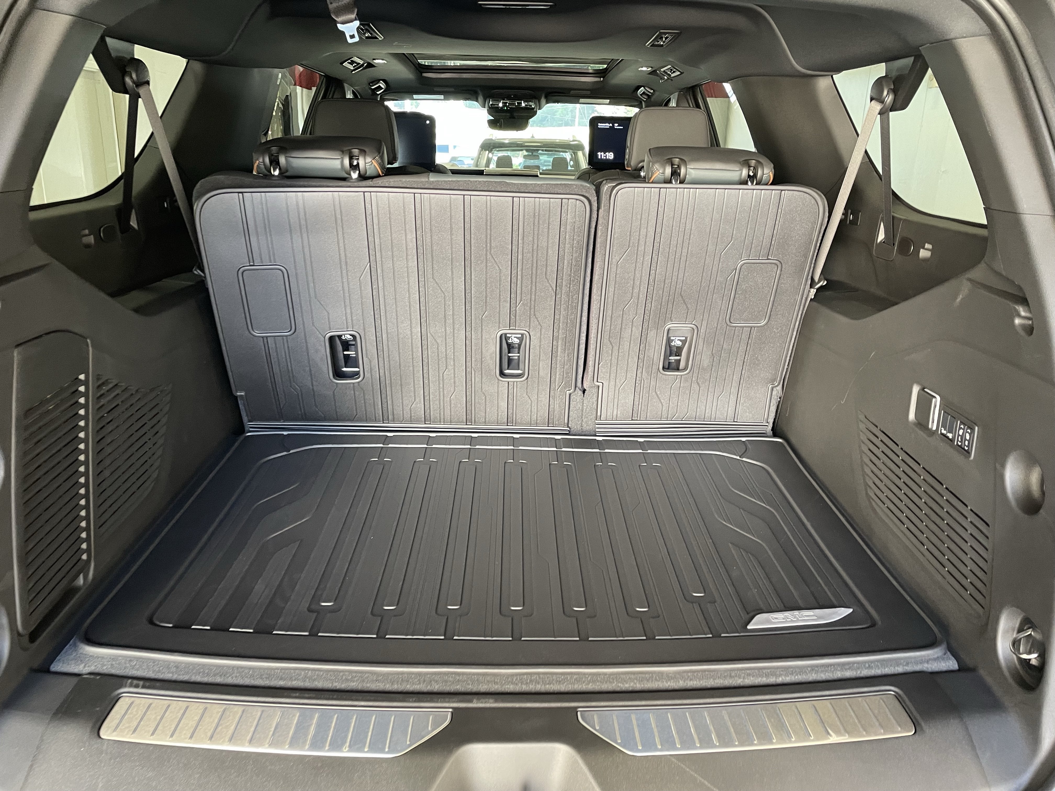 2027 GMC Yukon XL AT4