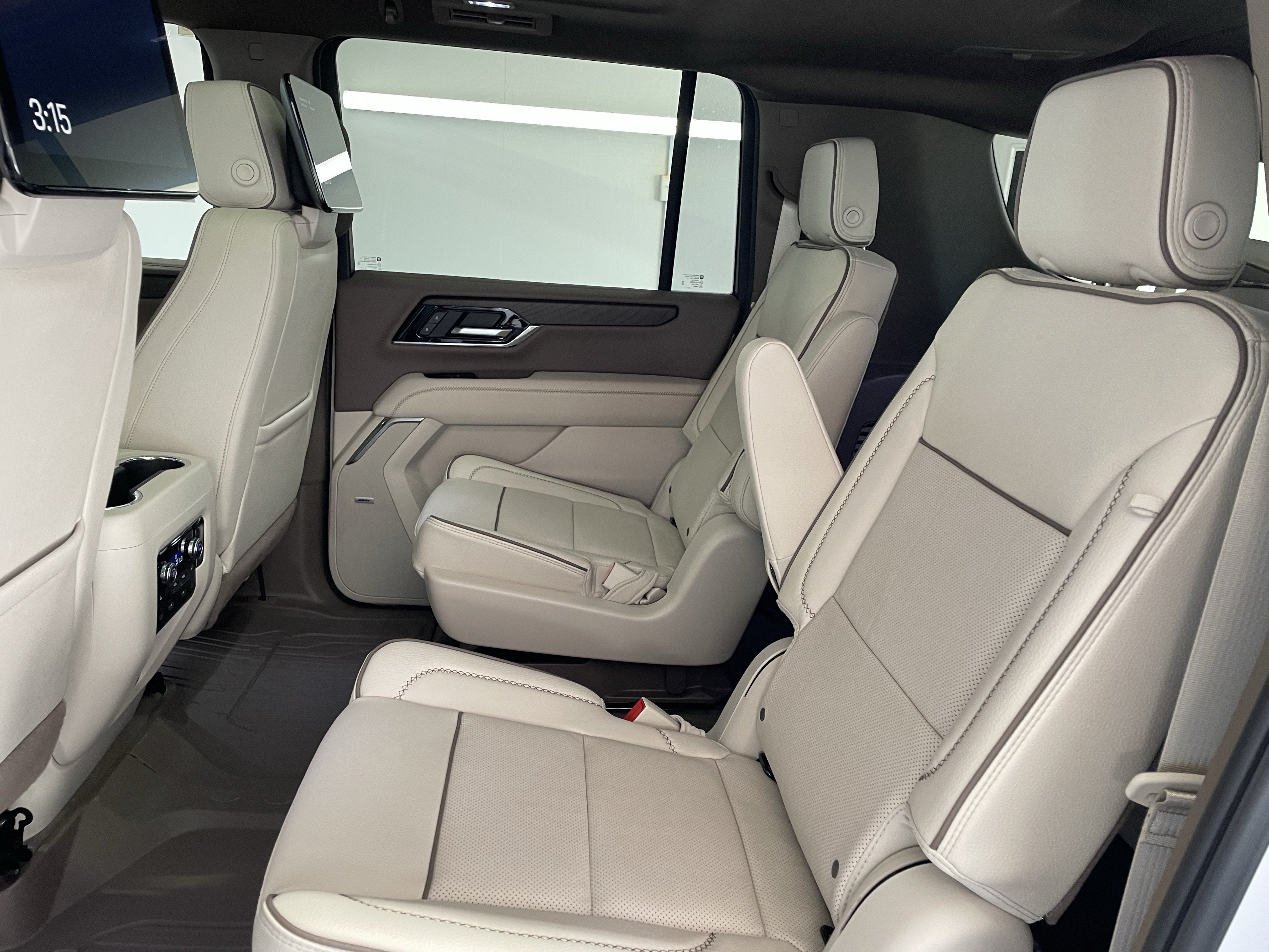 2027 GMC Yukon XL Denali