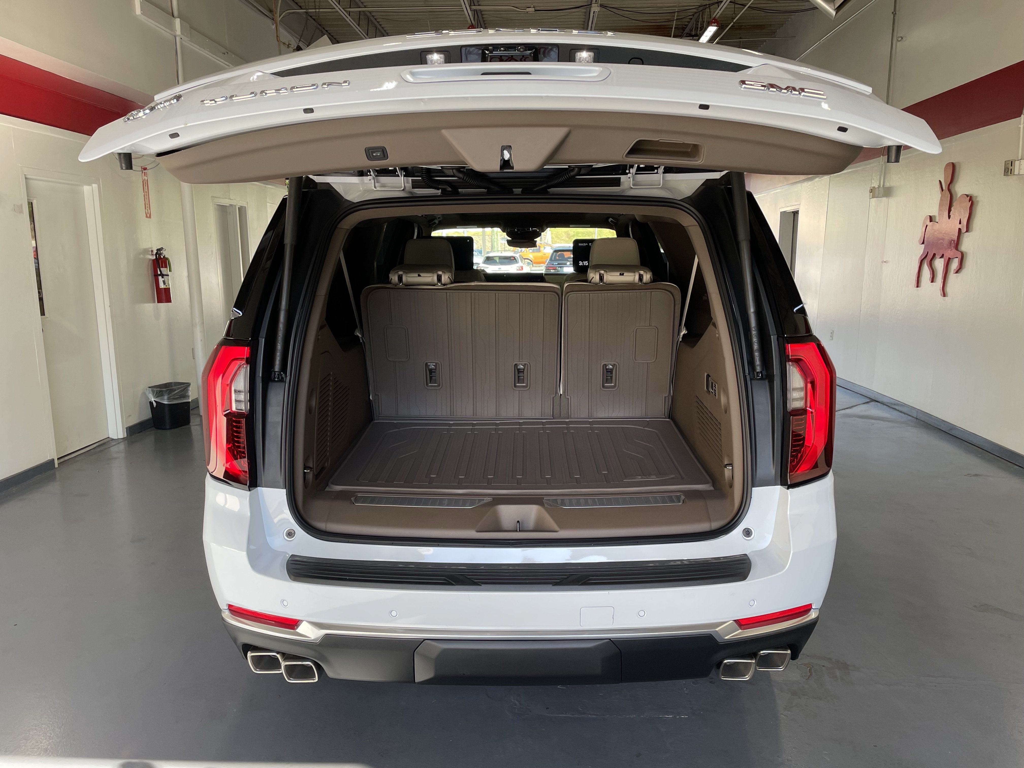 2027 GMC Yukon XL Denali