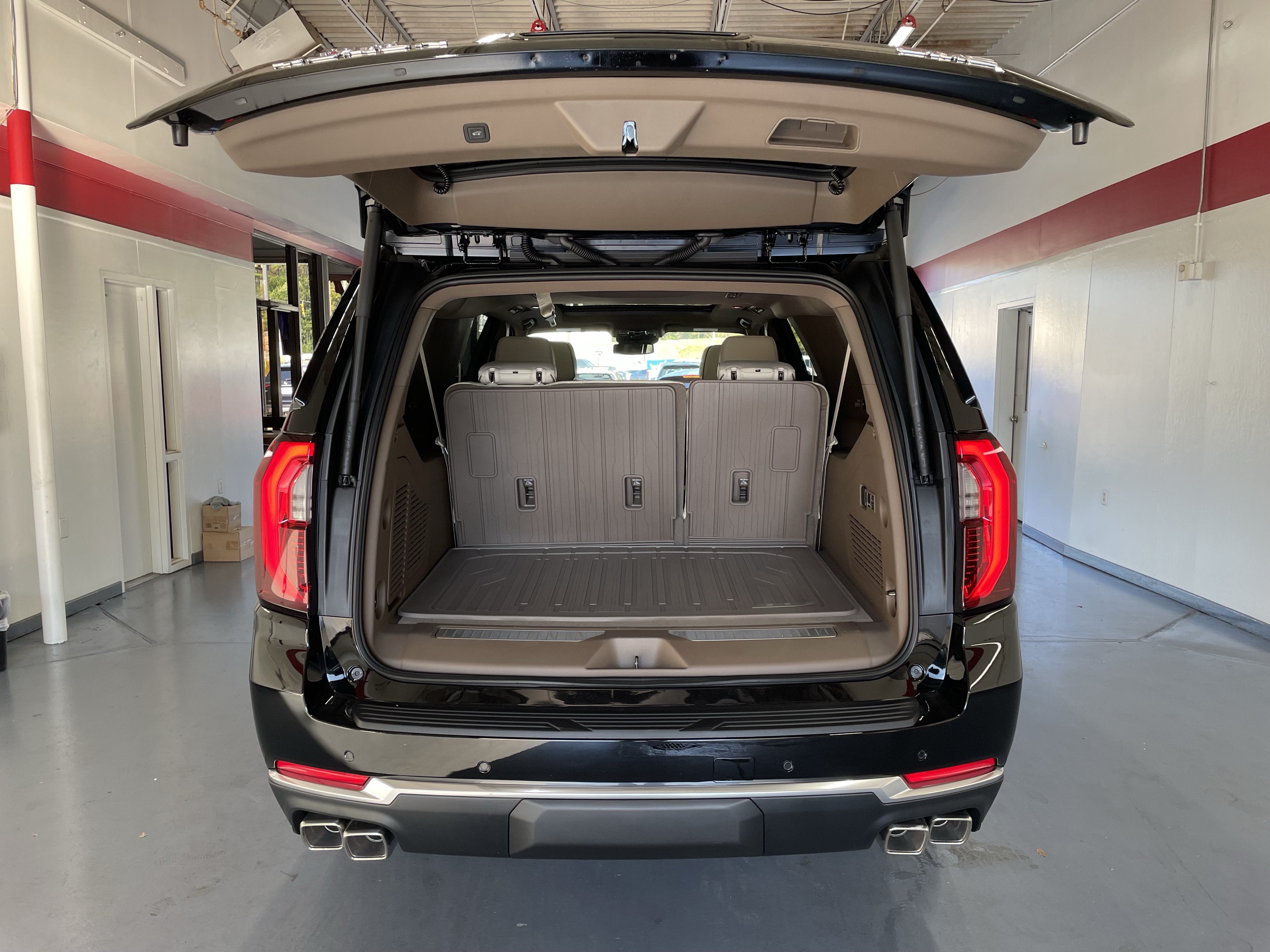 2027 GMC Yukon XL Denali