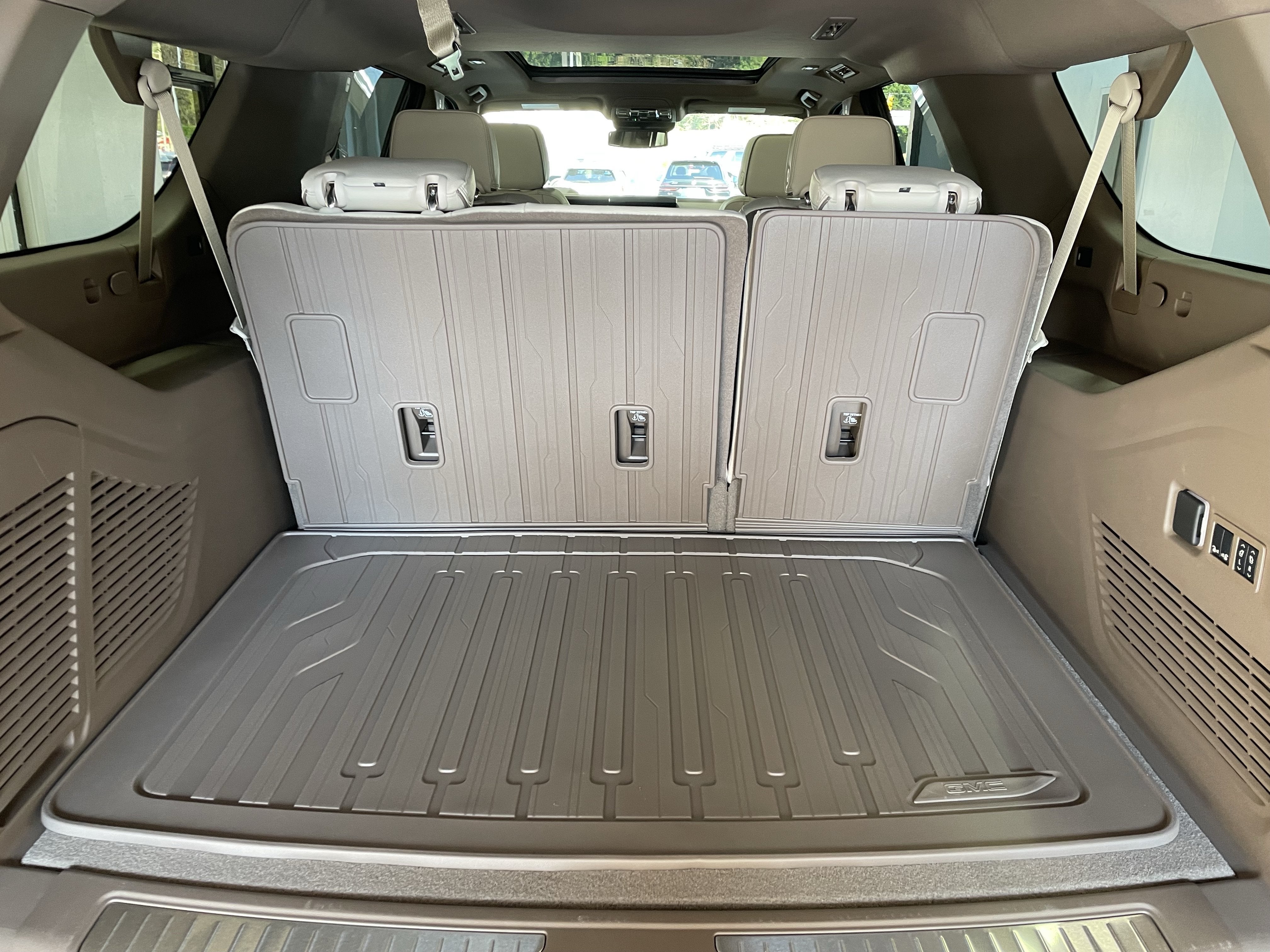 2027 GMC Yukon XL Denali