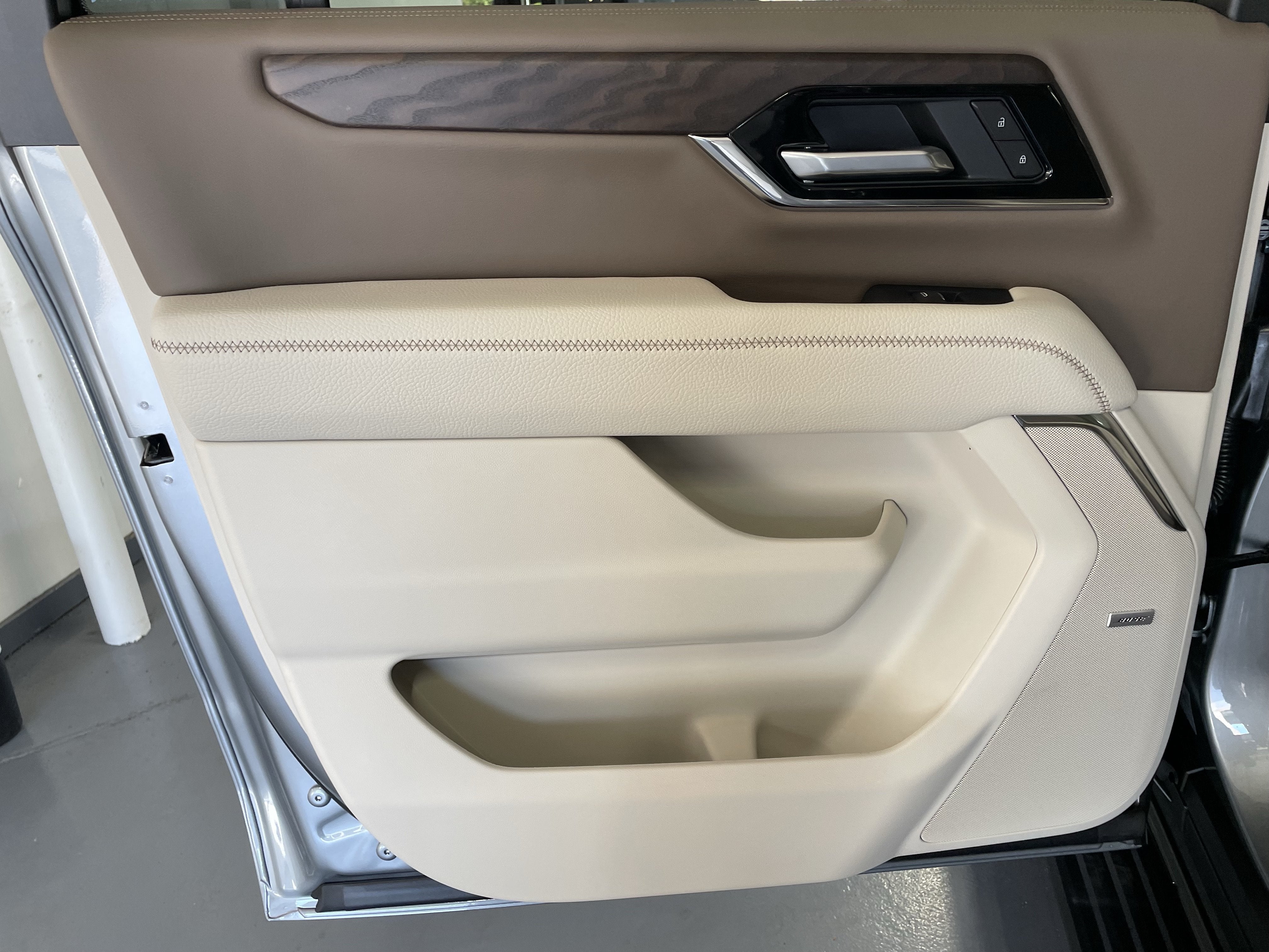 2027 GMC Yukon XL Denali