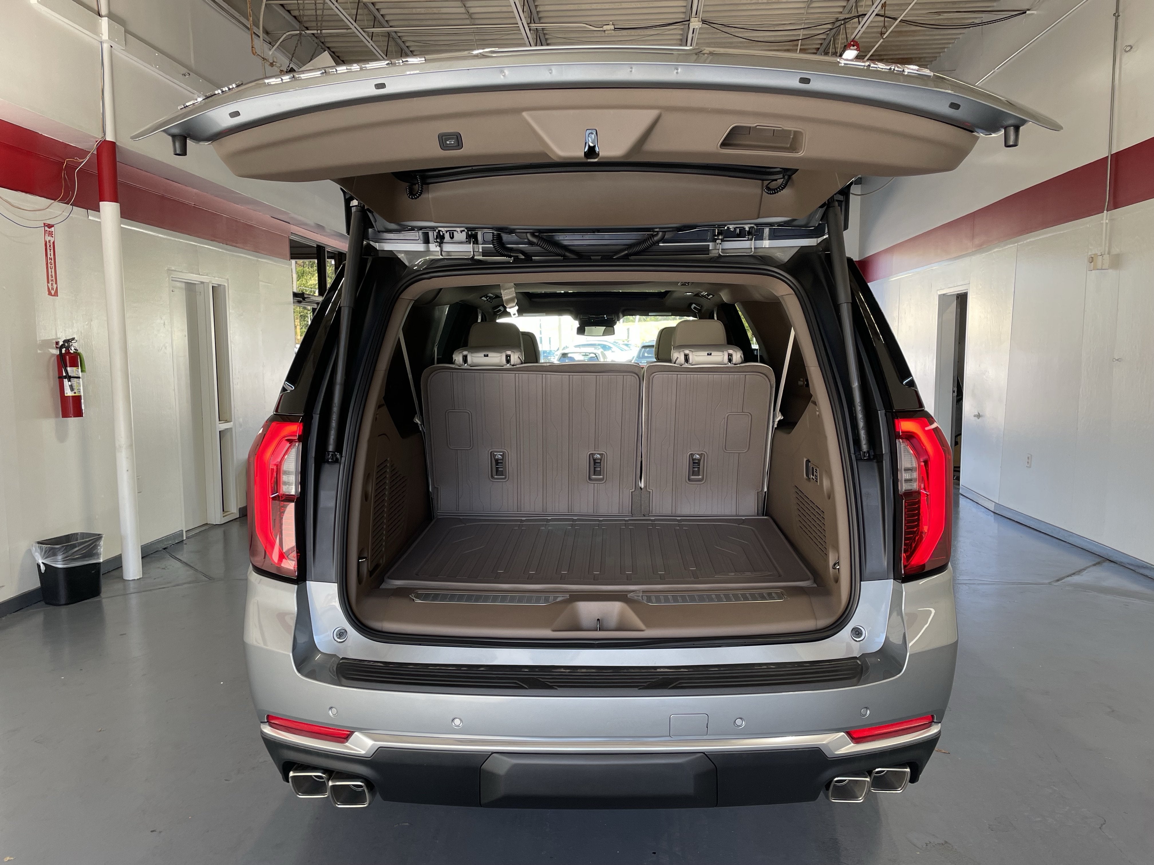 2027 GMC Yukon XL Denali