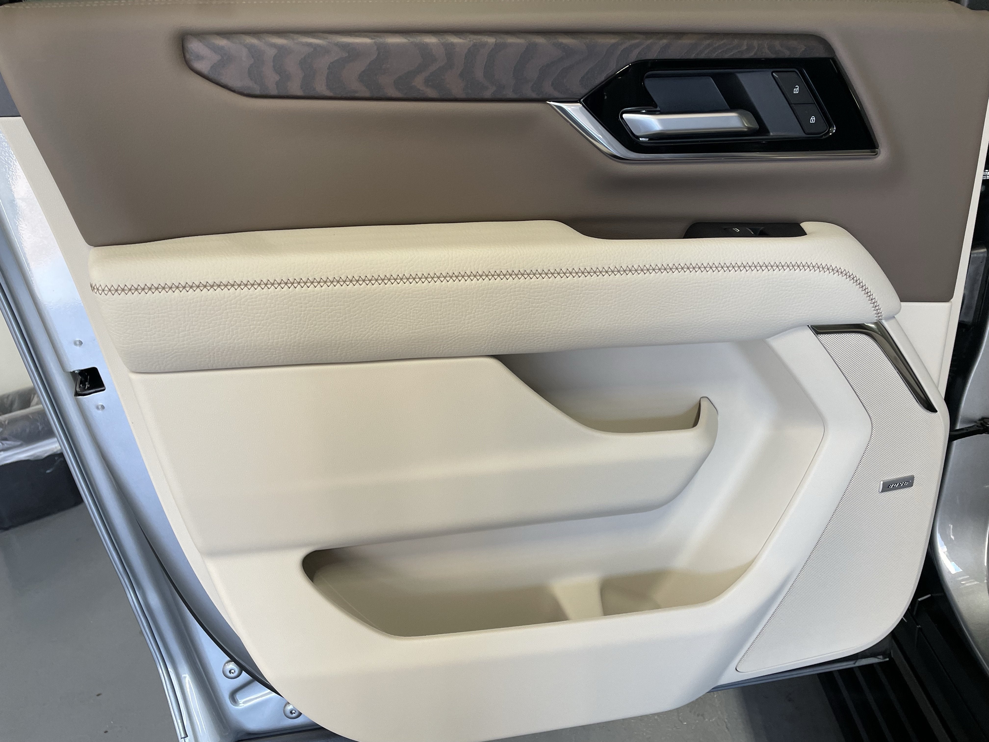 2027 GMC Yukon XL Denali