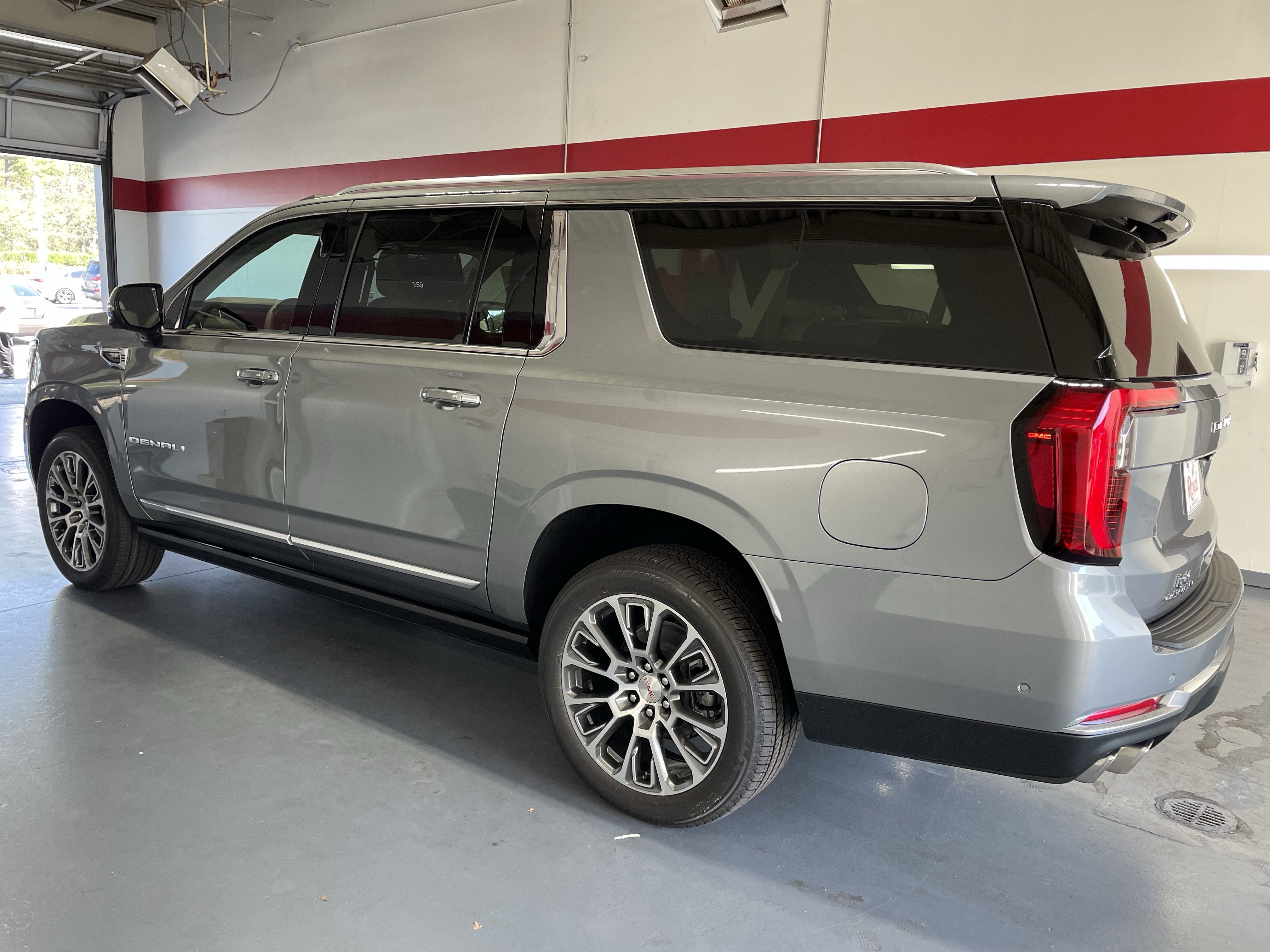 2027 GMC Yukon XL Denali