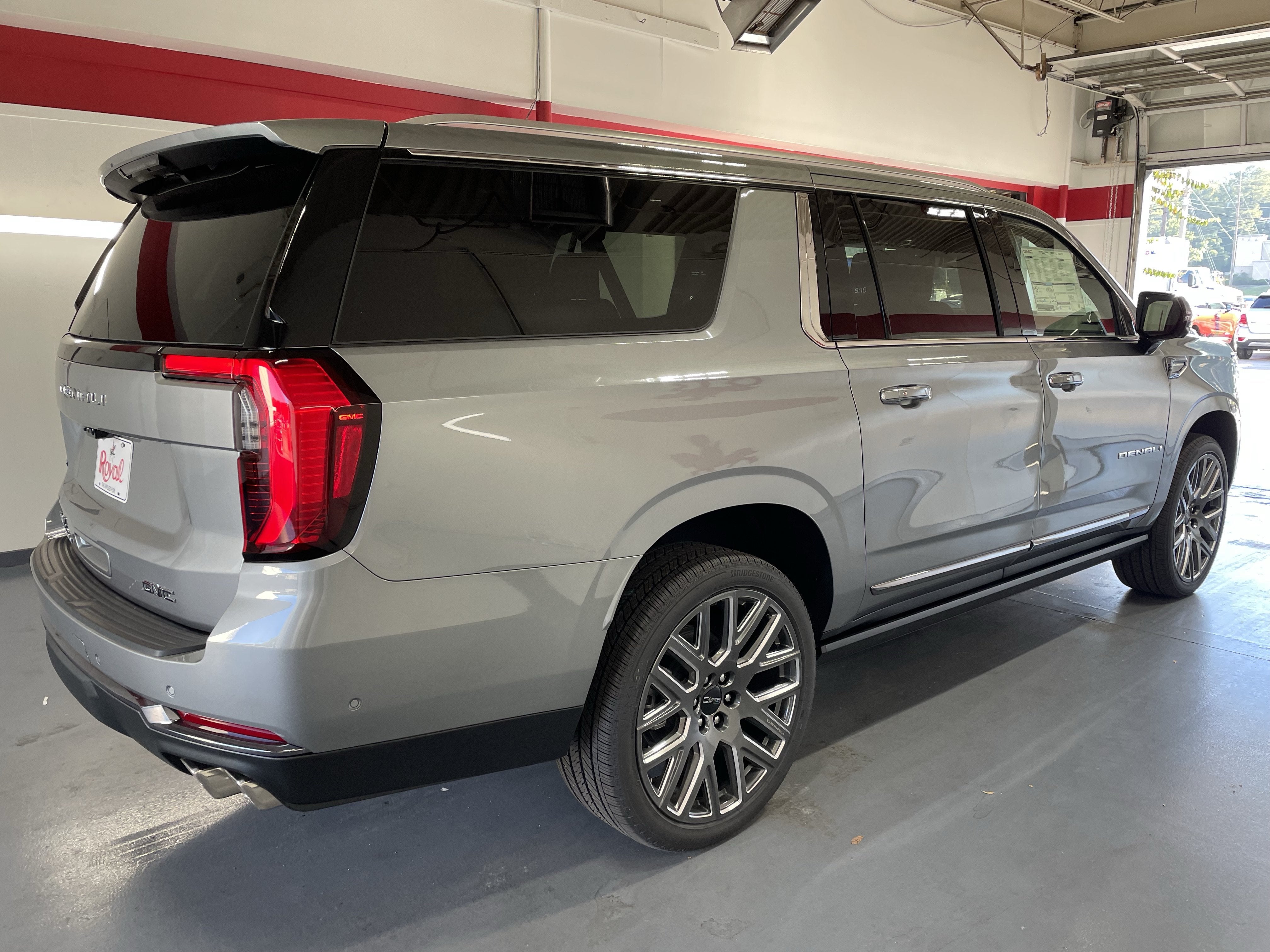 2027 GMC Yukon XL Denali Ultimate