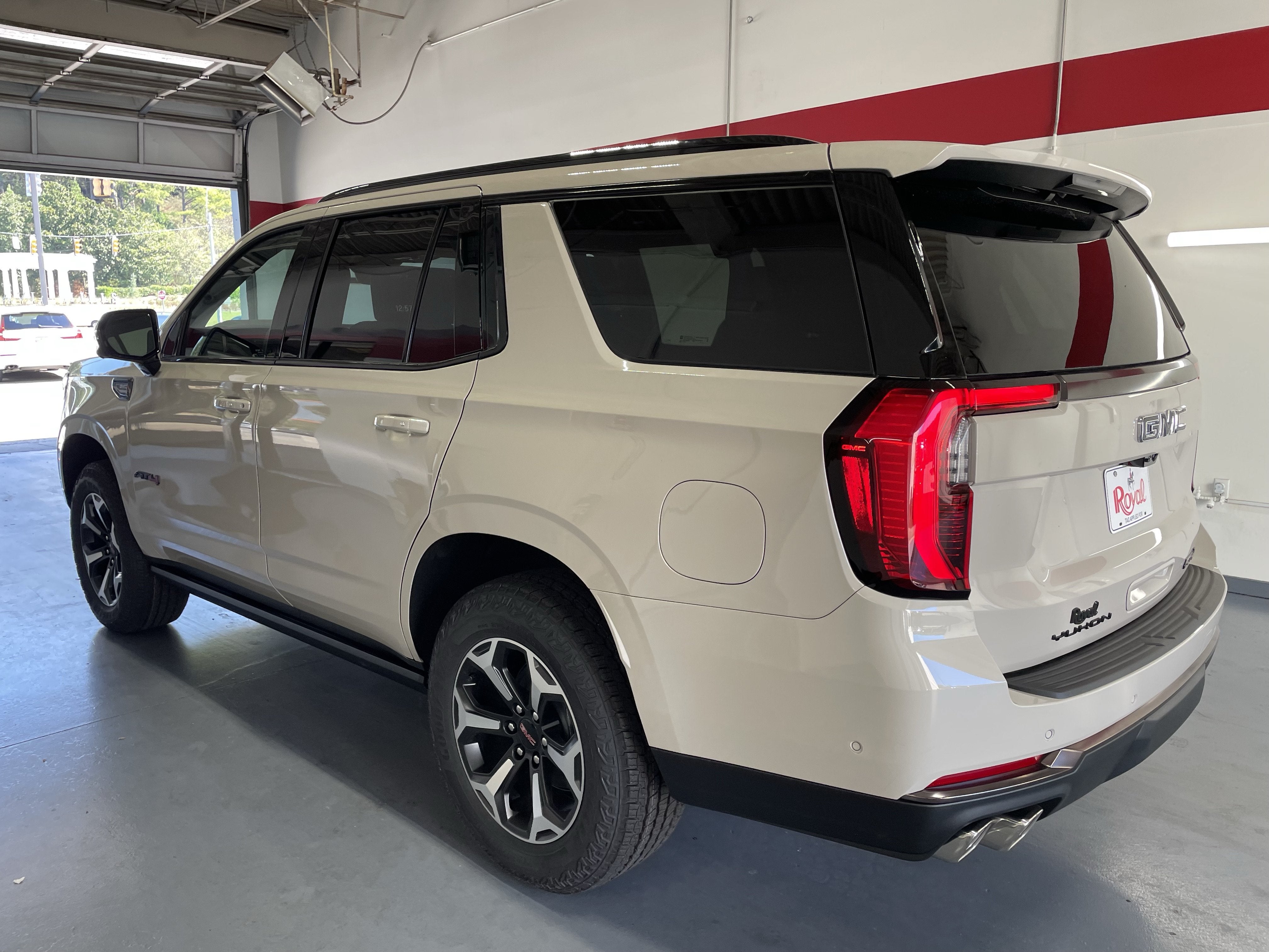 2027 GMC Yukon AT4 Ultimate