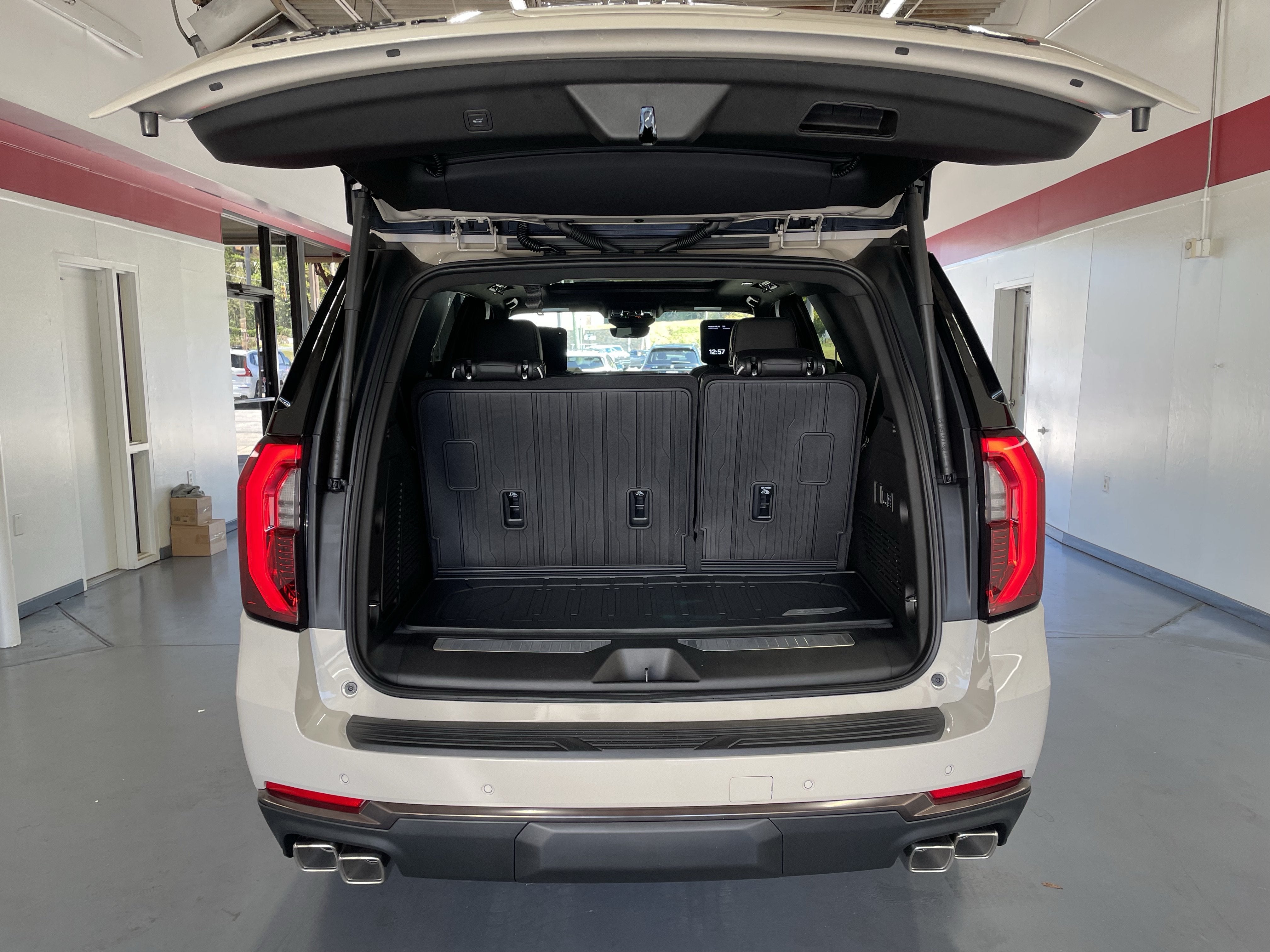 2027 GMC Yukon AT4 Ultimate